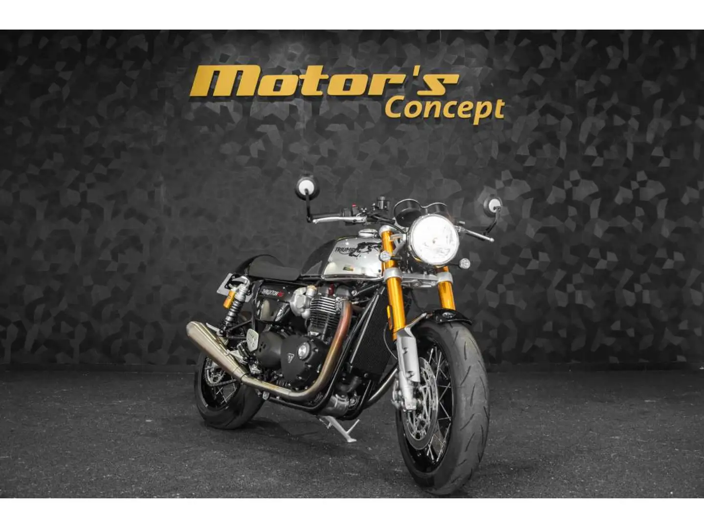 Triumph Thruxton 1200 RS Plateado - 1