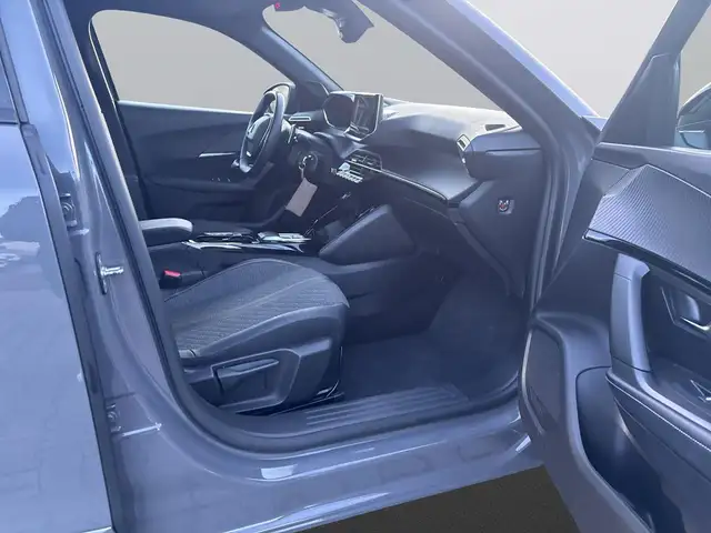 Peugeot 2008 view 13
