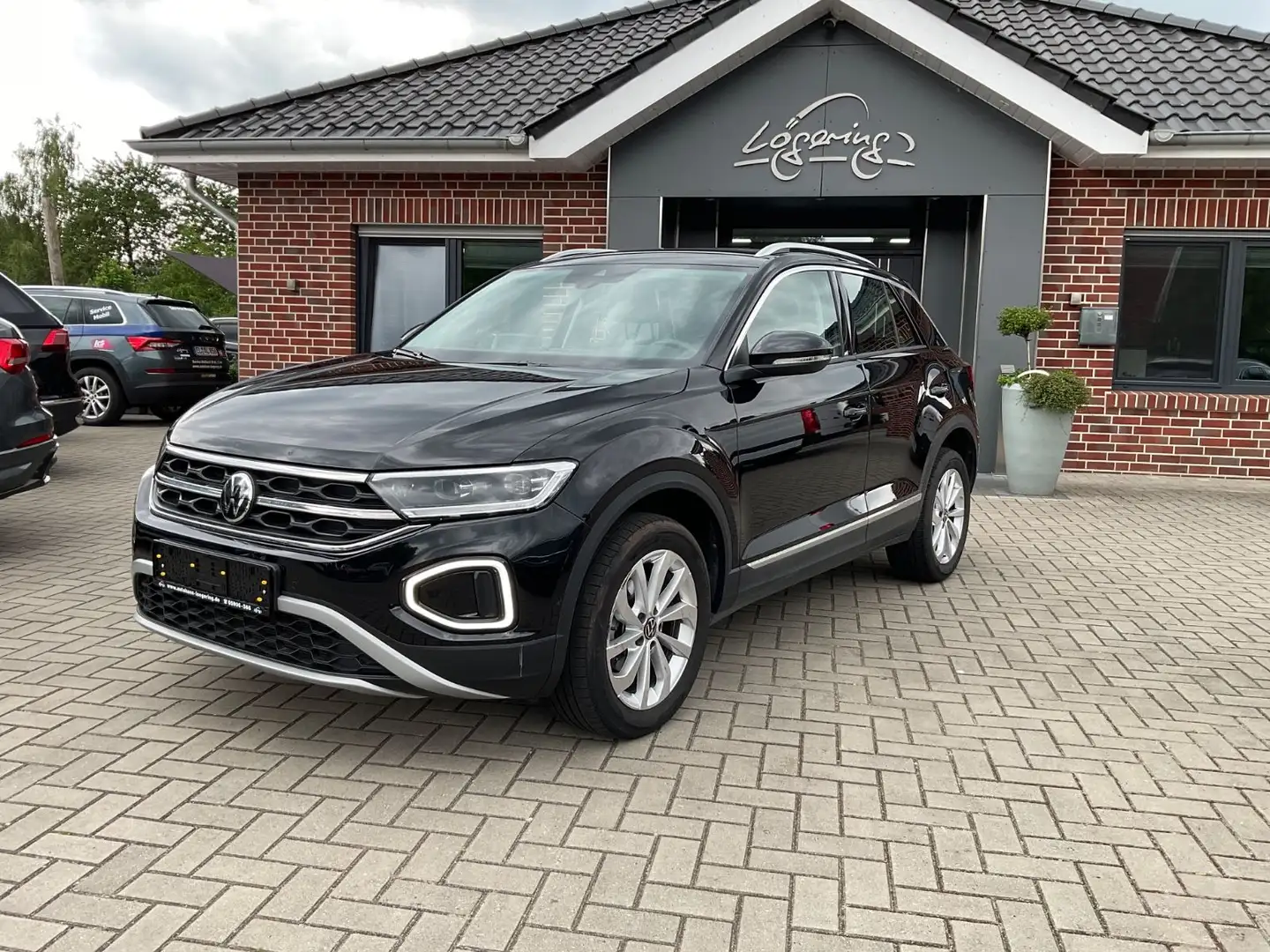 Volkswagen T-Roc 1.5 TSI DSG Style,Virtual,Kamera,ACC,LED Schwarz - 1