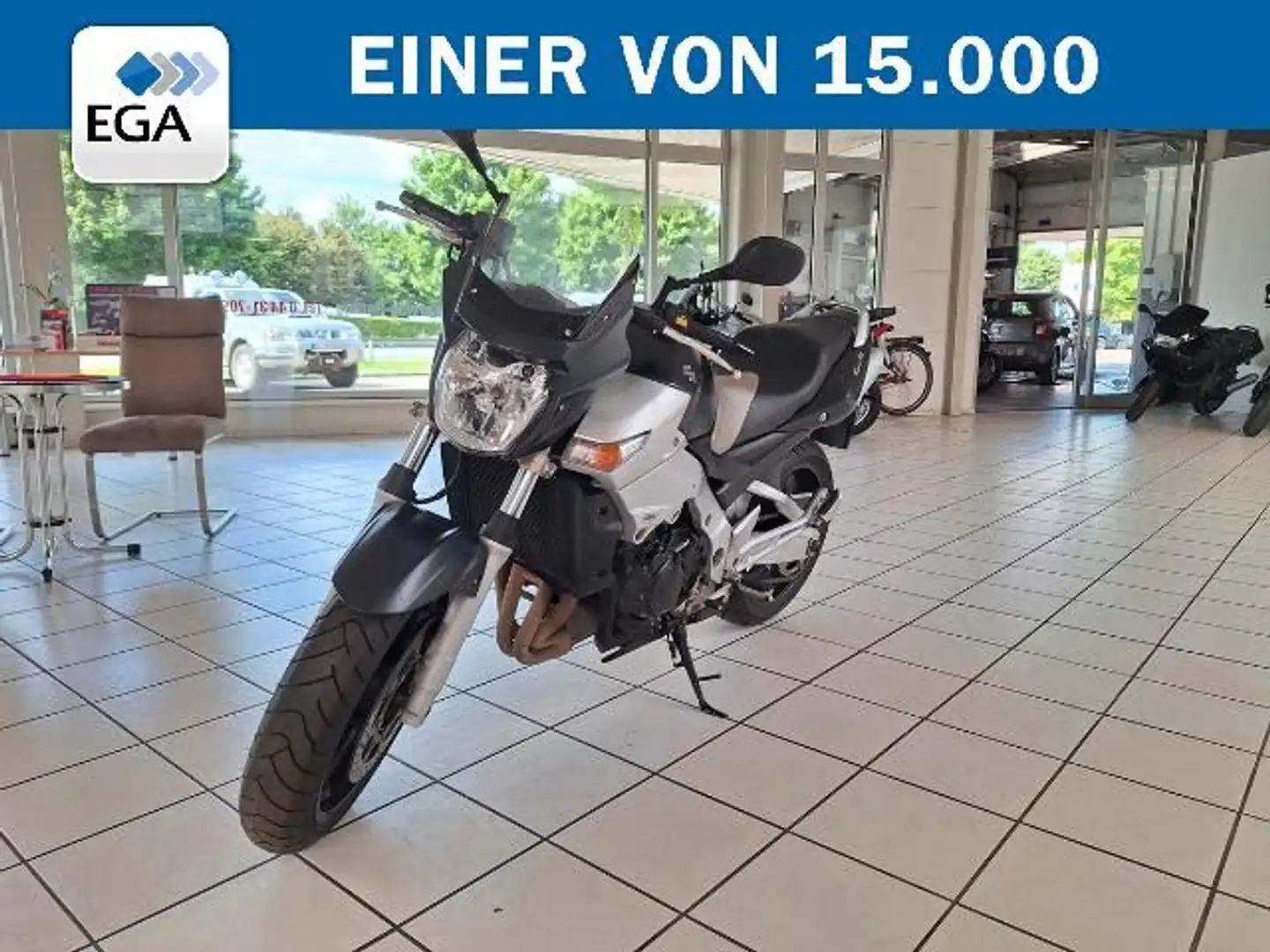 Suzuki GSR 600 Сірий - 1