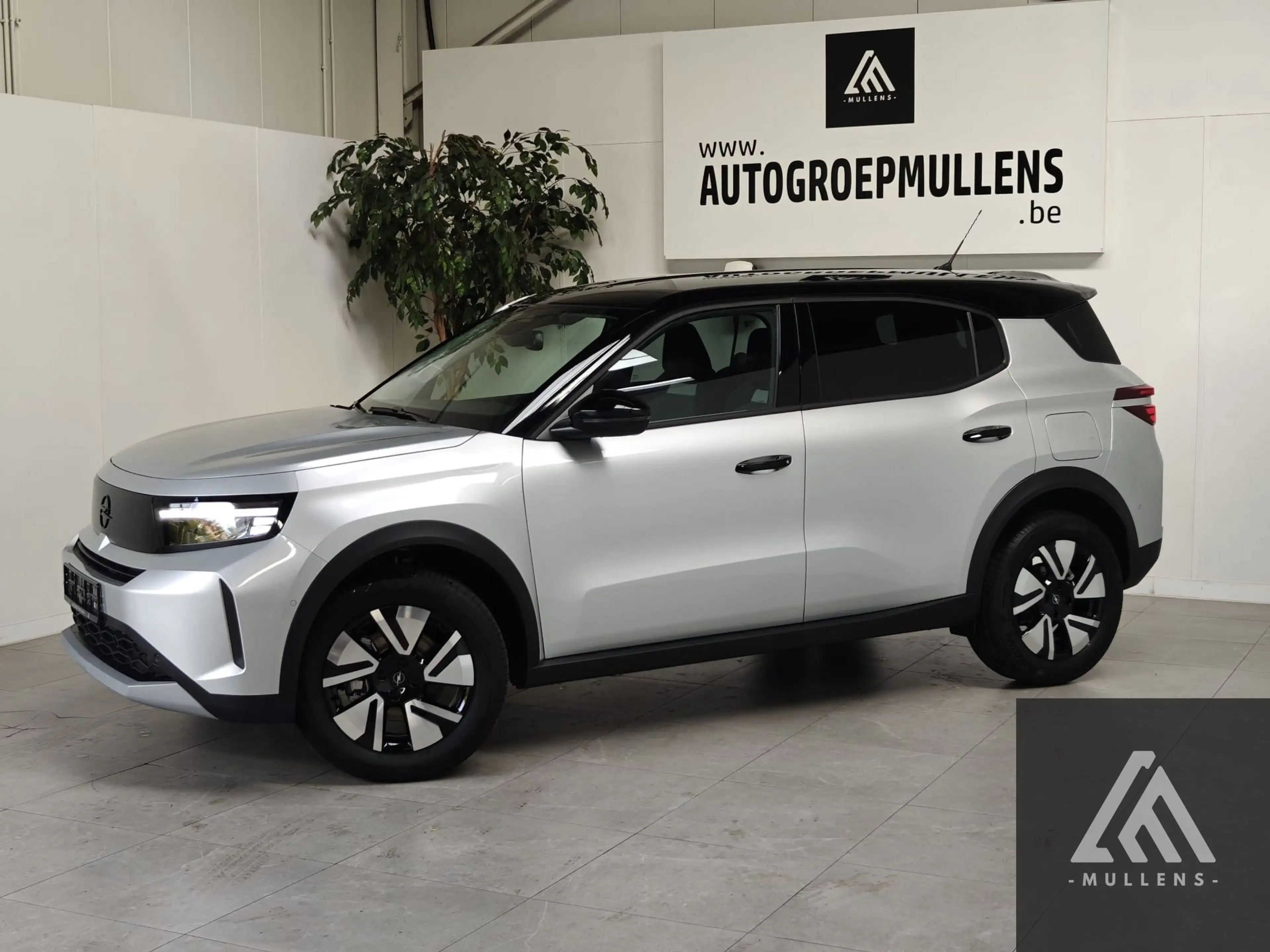 Opel Frontera 1.2 Turbo MHEV 107kW GS eDCT — photo 2