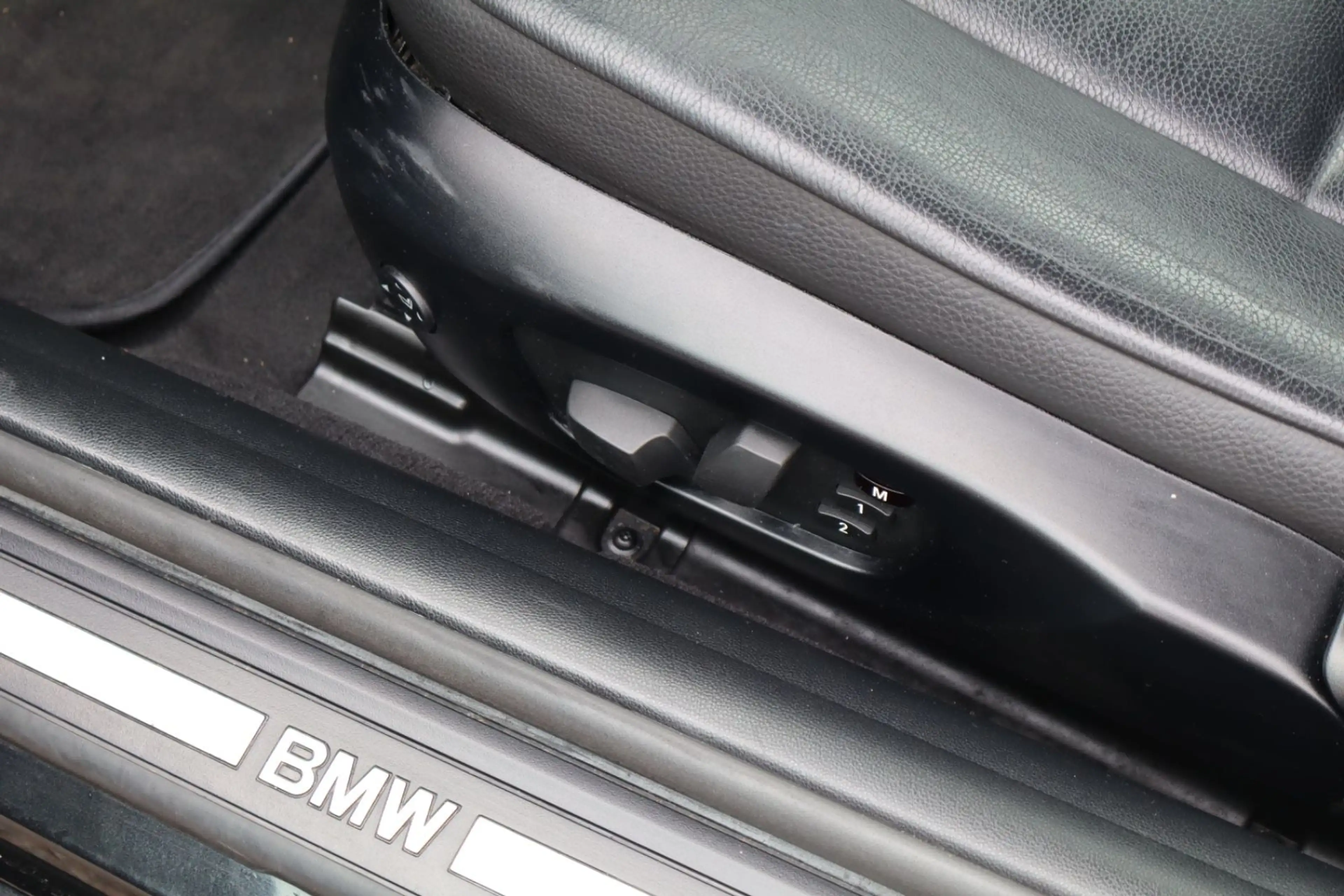 BMW 320 Cabrio 320 d/TÜVNEU/AUTOMATIK/GARANTIE/CABRIO — photo 12
