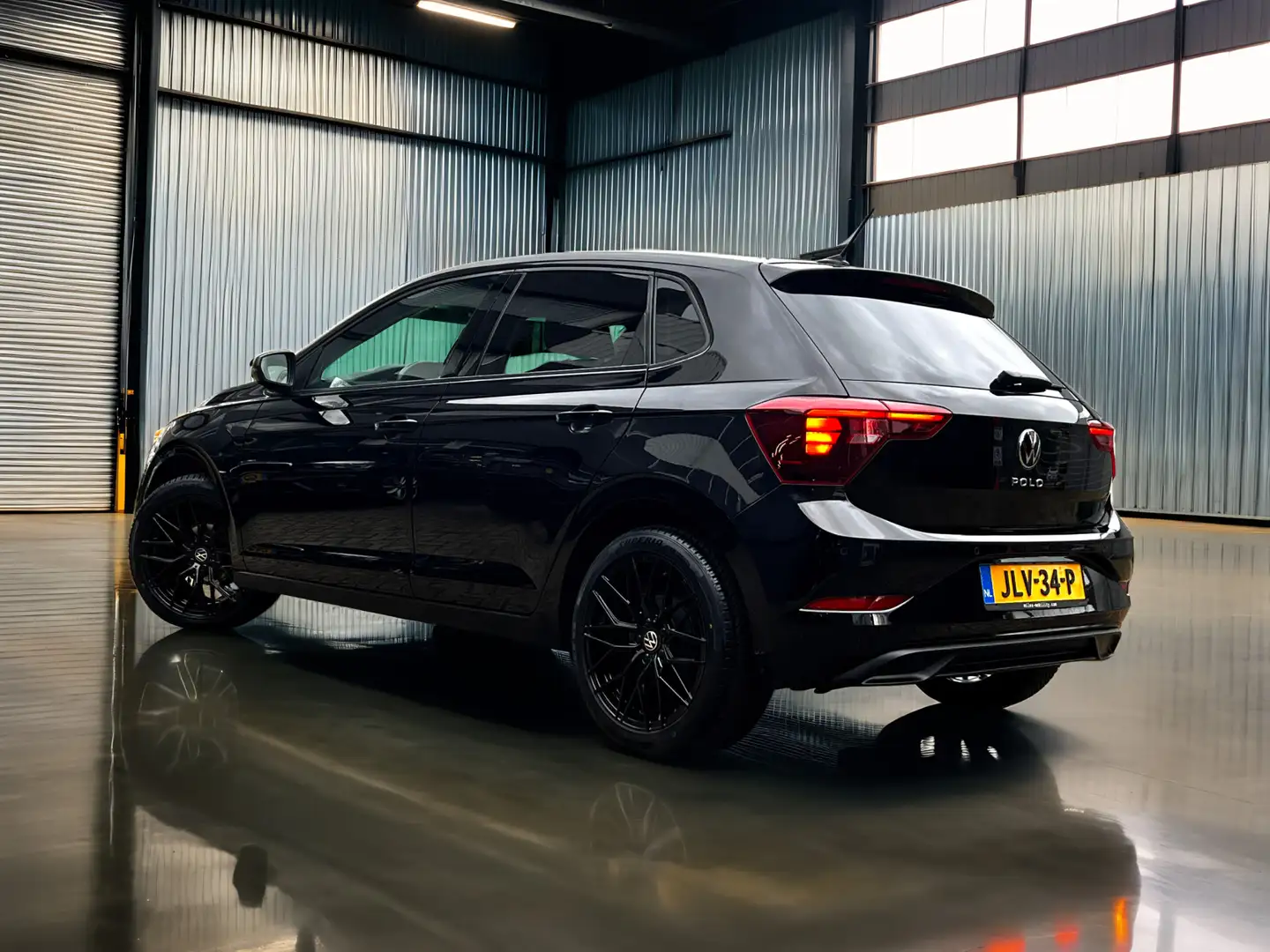 Volkswagen Polo 1.0 TSI R-Line Business ACC_Navi_Carplay_Led_Virtu Noir - 2