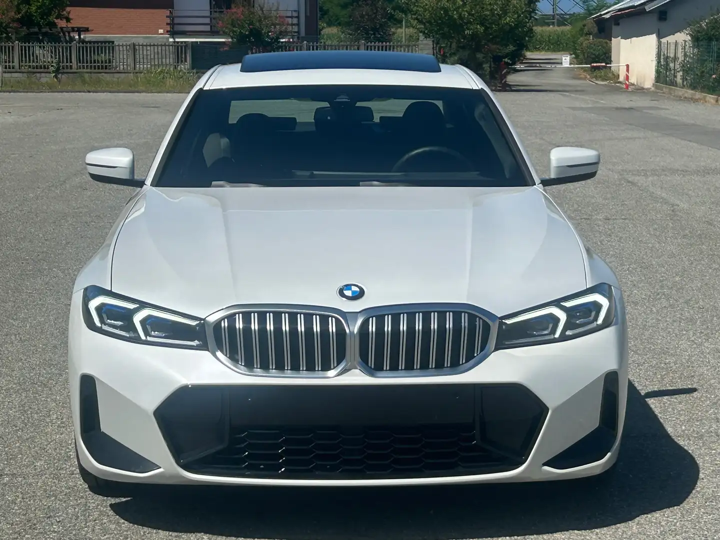 BMW 320 PRONTA CONSEGNA 320d mhev 48V xdrive MSport auto Weiß - 2