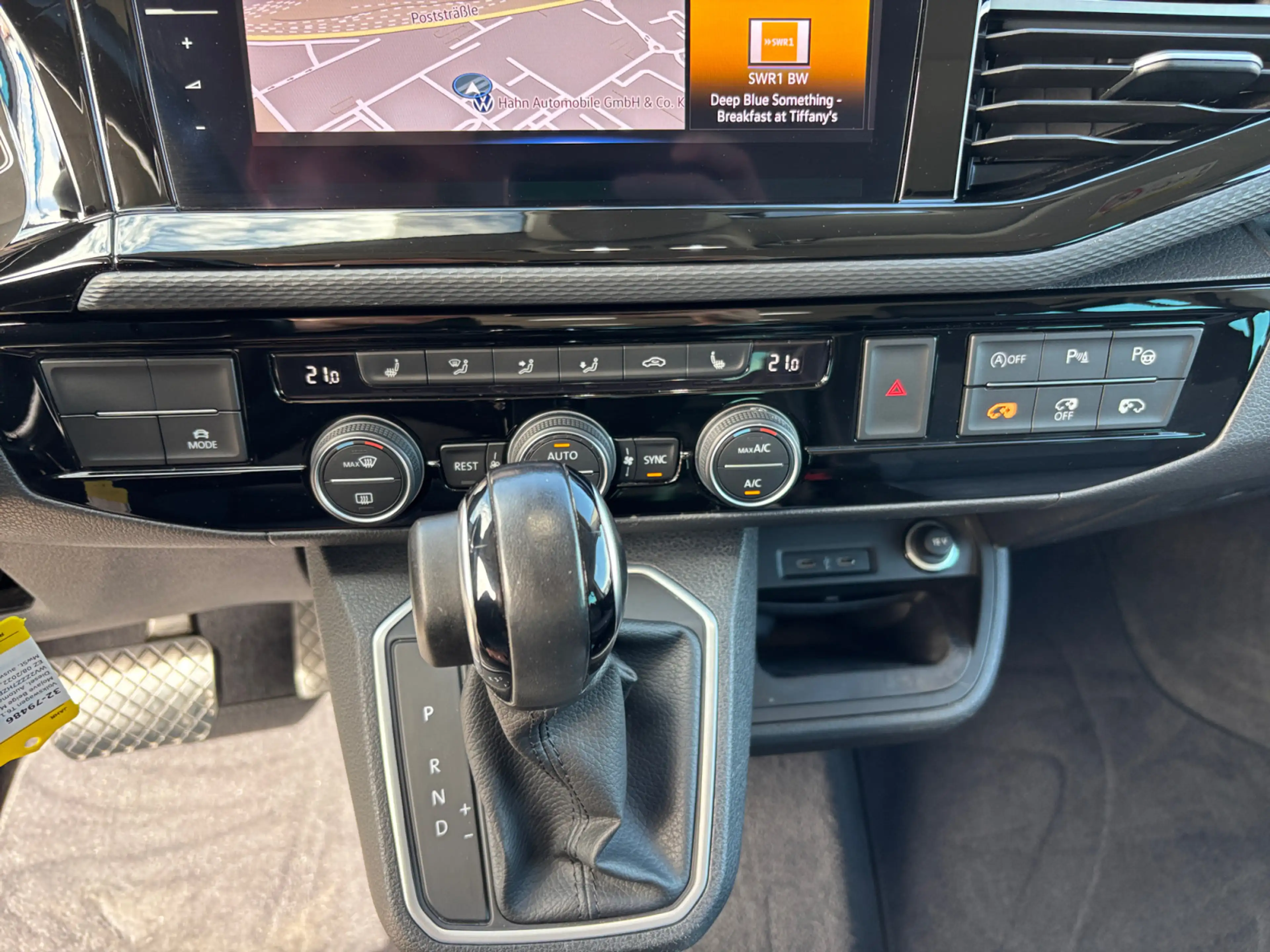 Volkswagen T6.1 Multivan GENERATION SIX 2,0TDI 150kW DSG 4M — photo 8