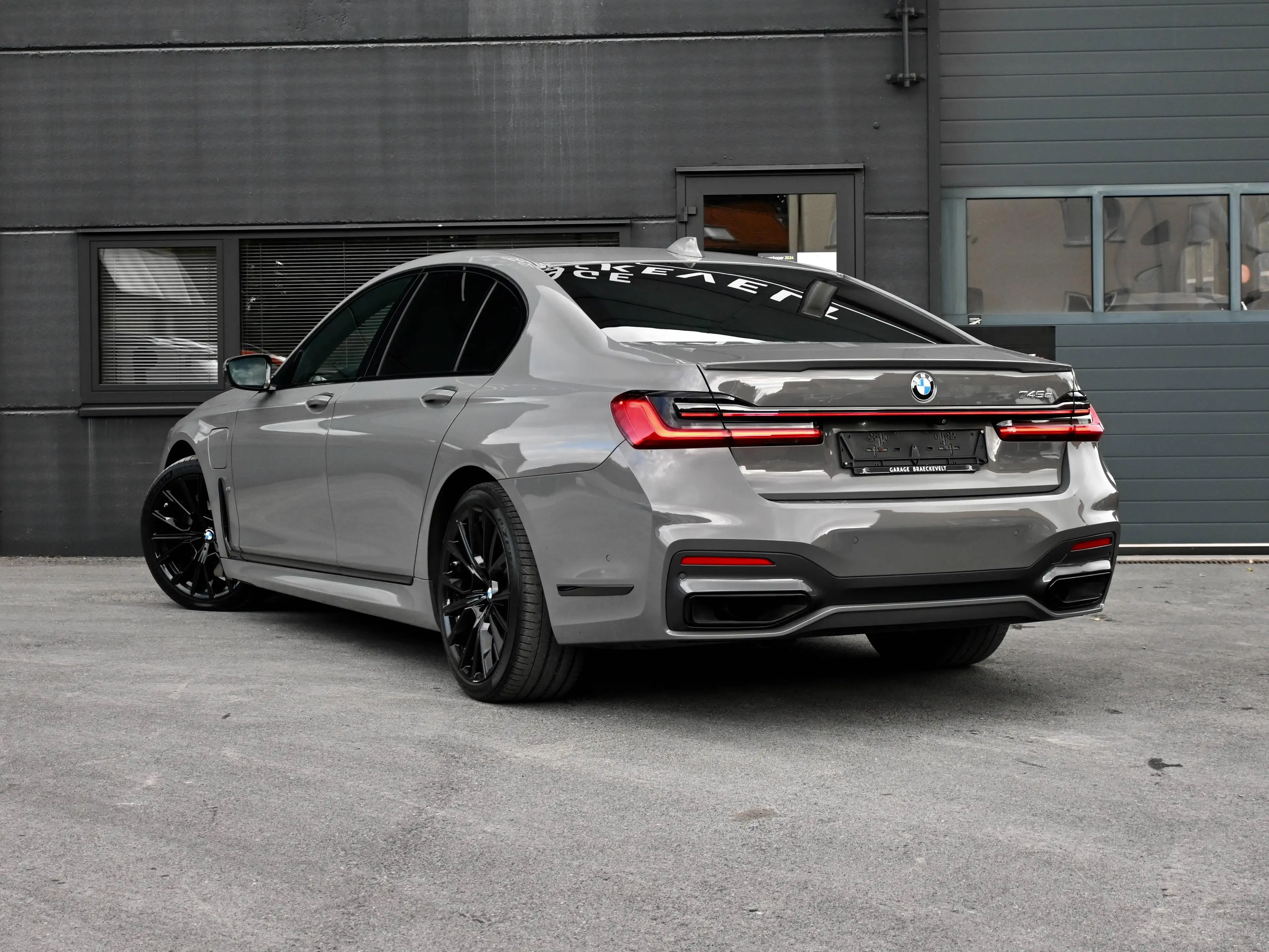 BMW 745 e M Sport - Laser - Sunroof - Massage - HUD - H&K - Nappa - VentilSeats - ElectricRearSeats — photo 7