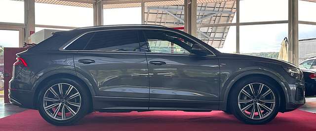 Audi Q8 50 TDI S LINE quattro MATRIX STANDHZ 360° AHK