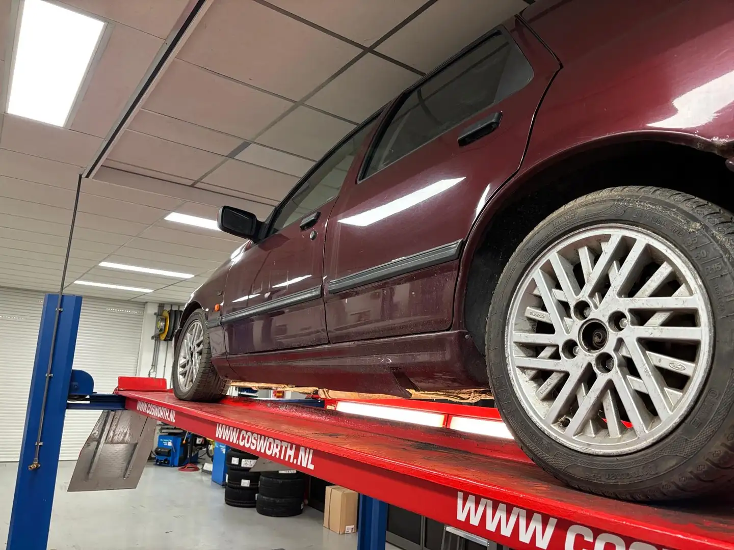 Ford Sierra 2.0-16V Cosworth 4x4 Cosworth Rouge - 2