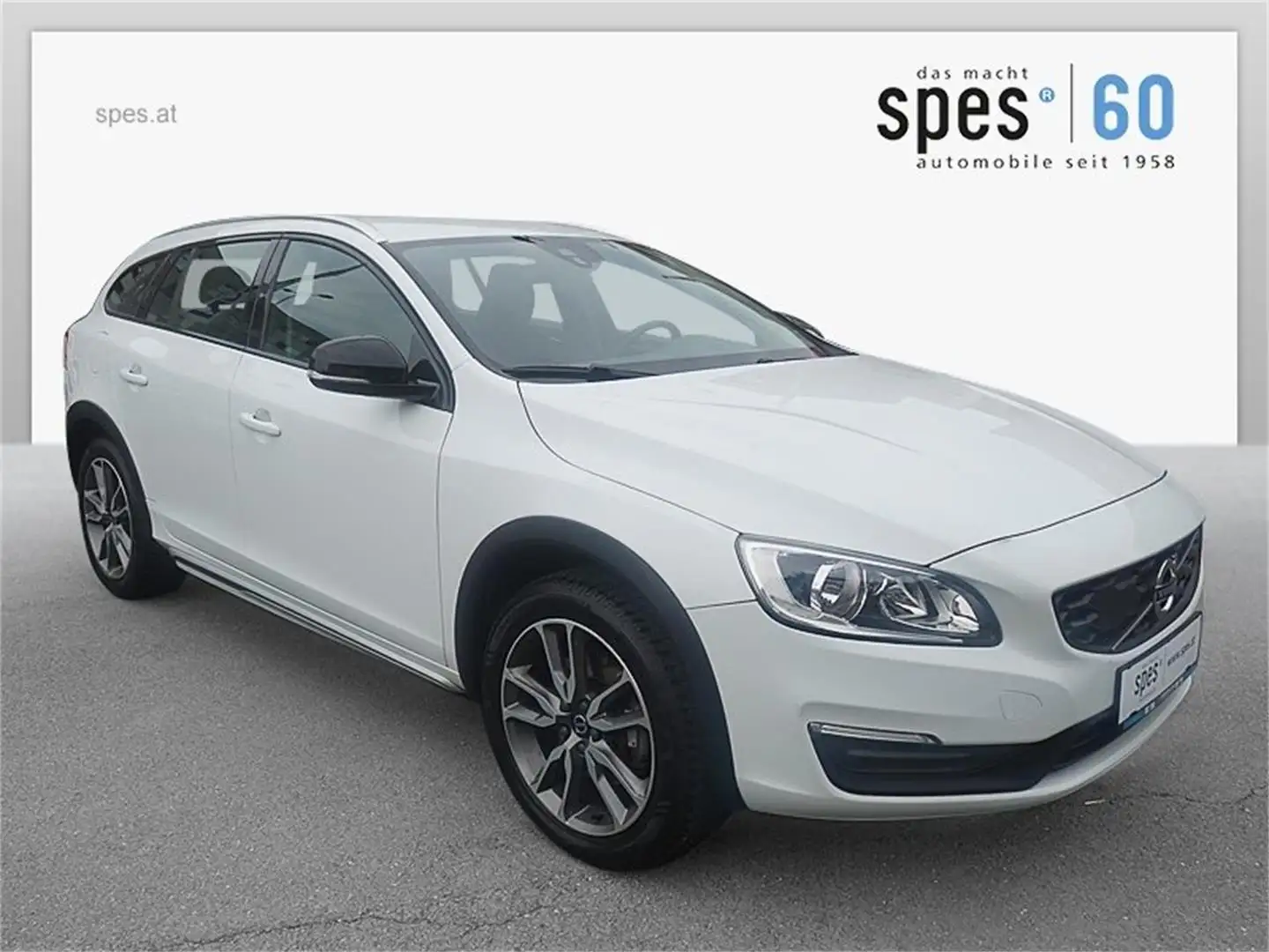 Volvo V60 Cross Country D3 Geartronic Cross Country Weiß - 1