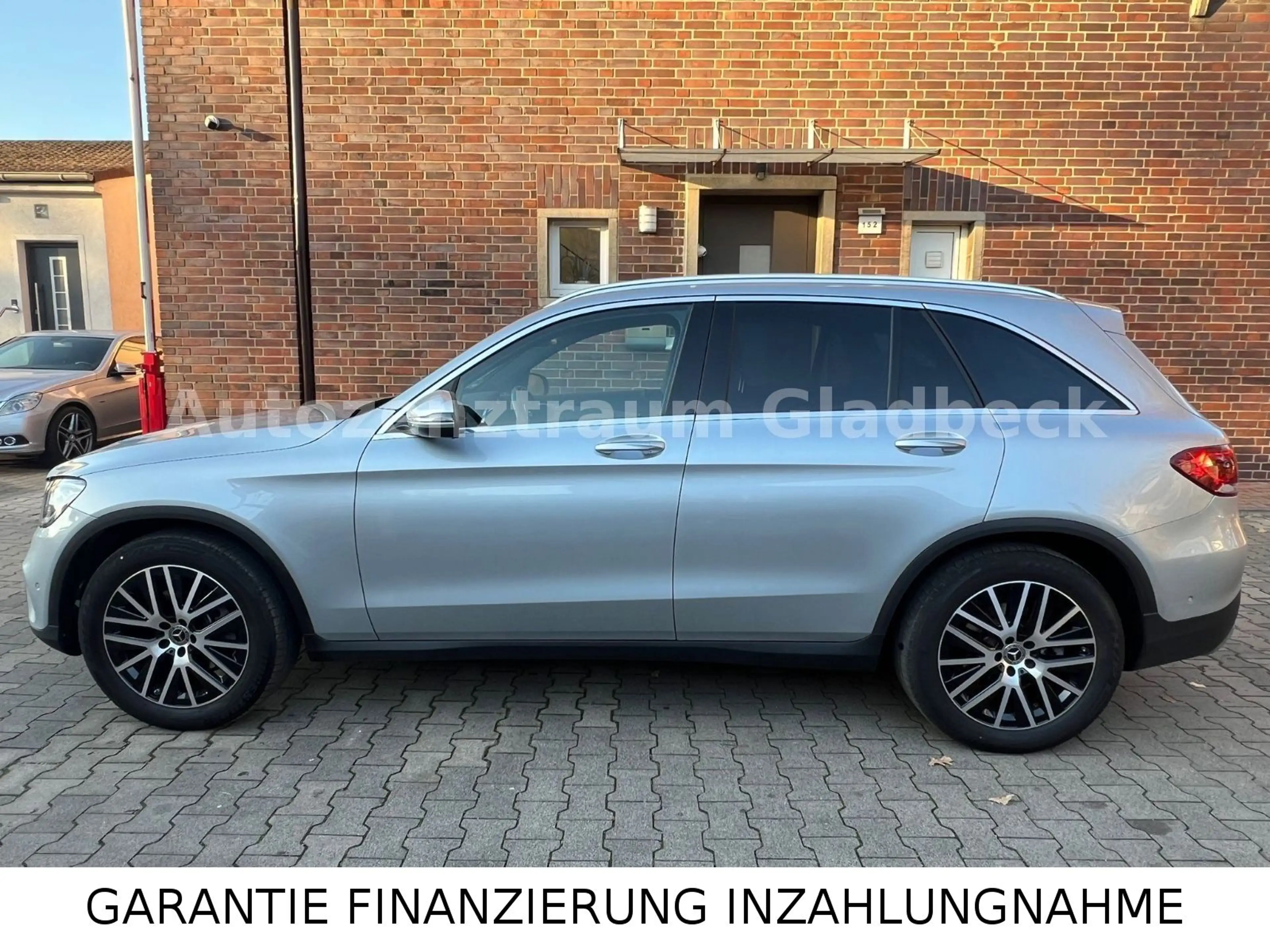 Mercedes-Benz GLC 200 4Matic*AMG LINE**GARANTIE*1 HAND* — photo 3