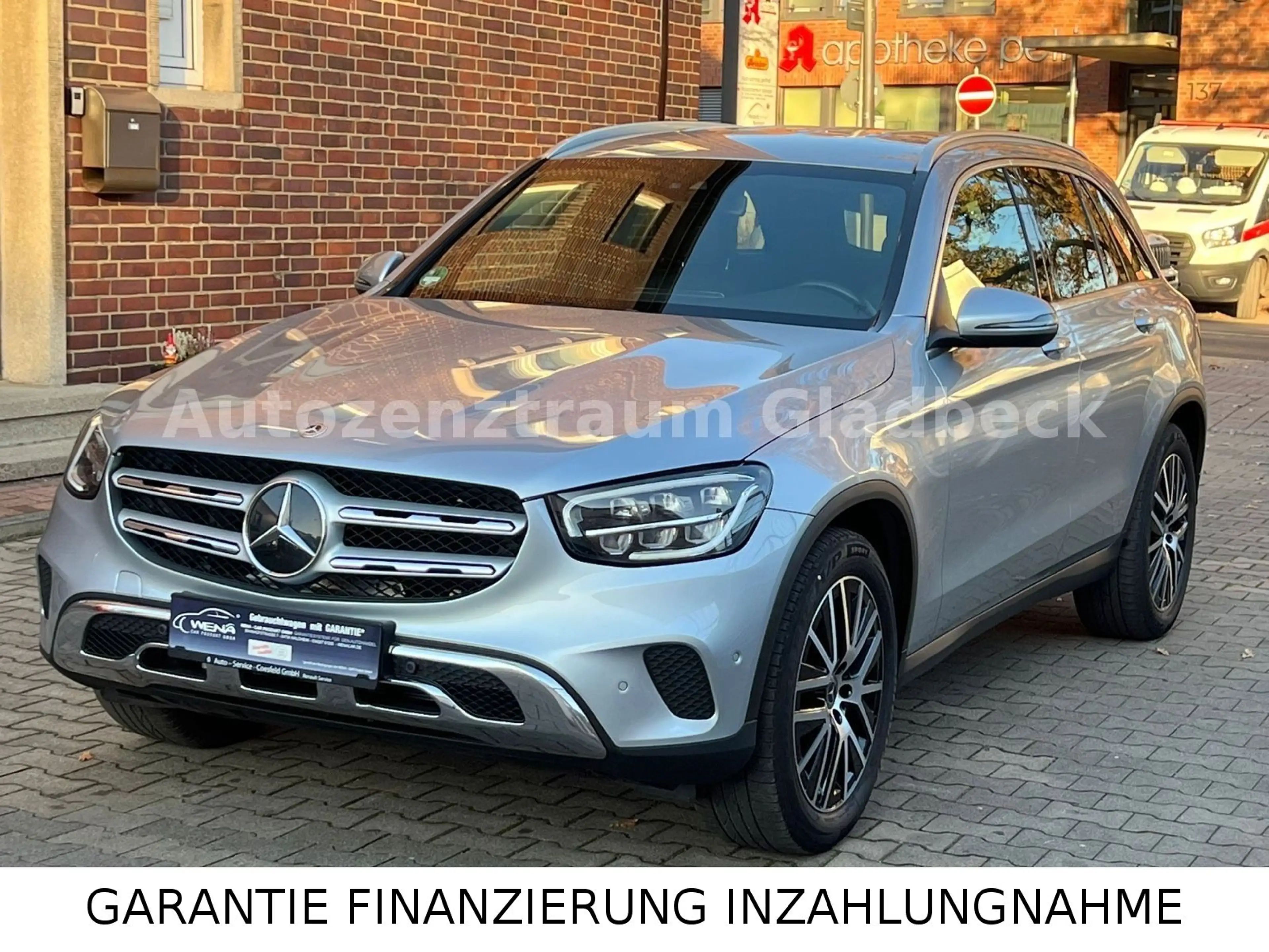 Mercedes-Benz GLC 200 4Matic*AMG LINE**GARANTIE*1 HAND* — photo 2