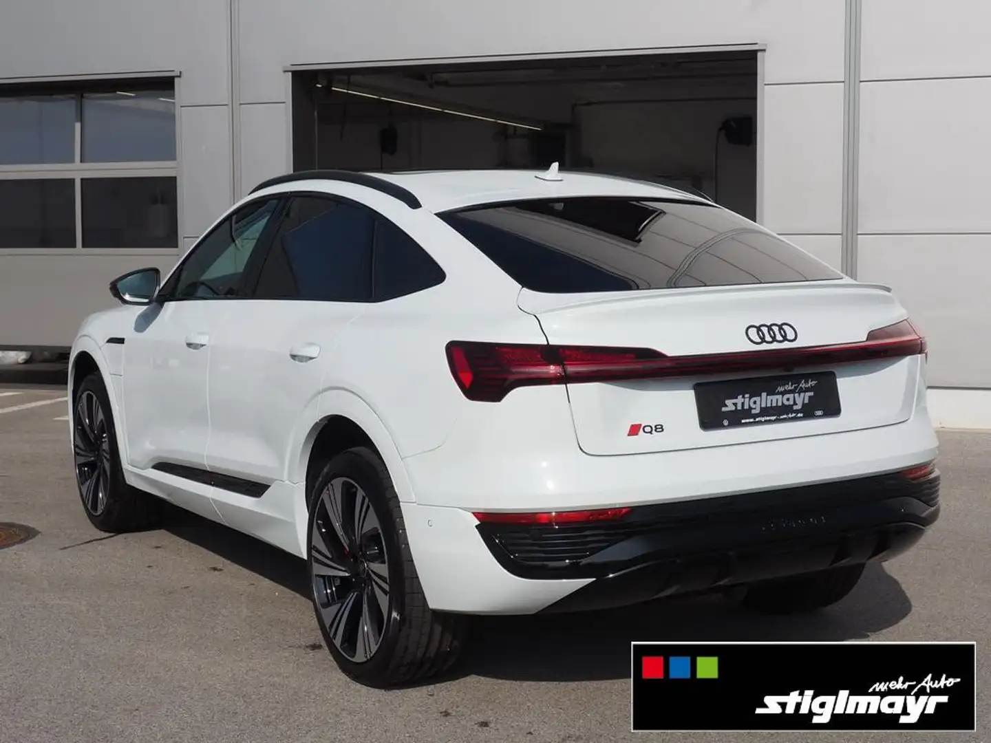 Audi Q8 e-tron Sportback S line 55 quattro 300 kW Blanc - 2