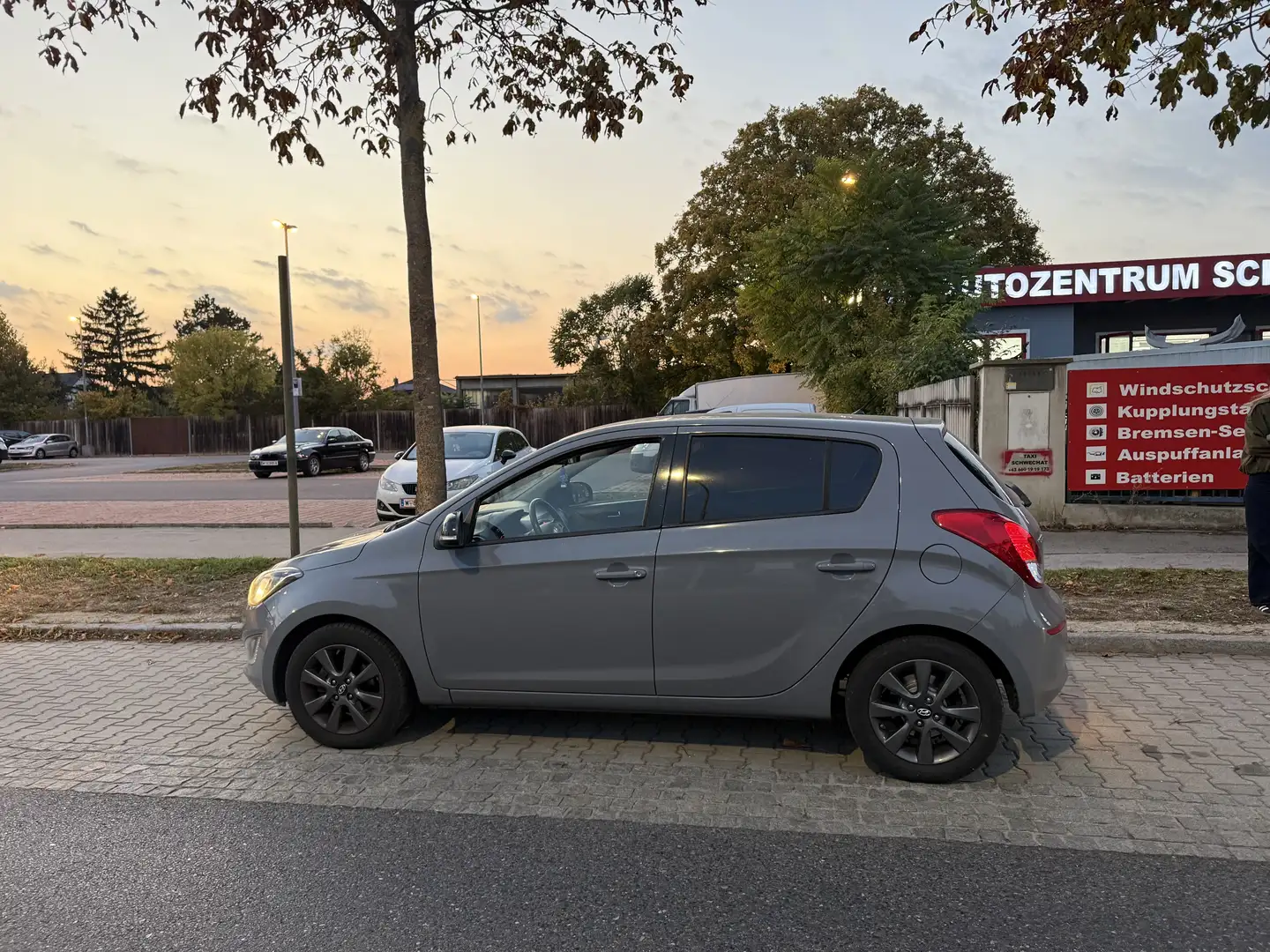 Hyundai i20 NEUES PICKERL! 1,25 Comfort - 2