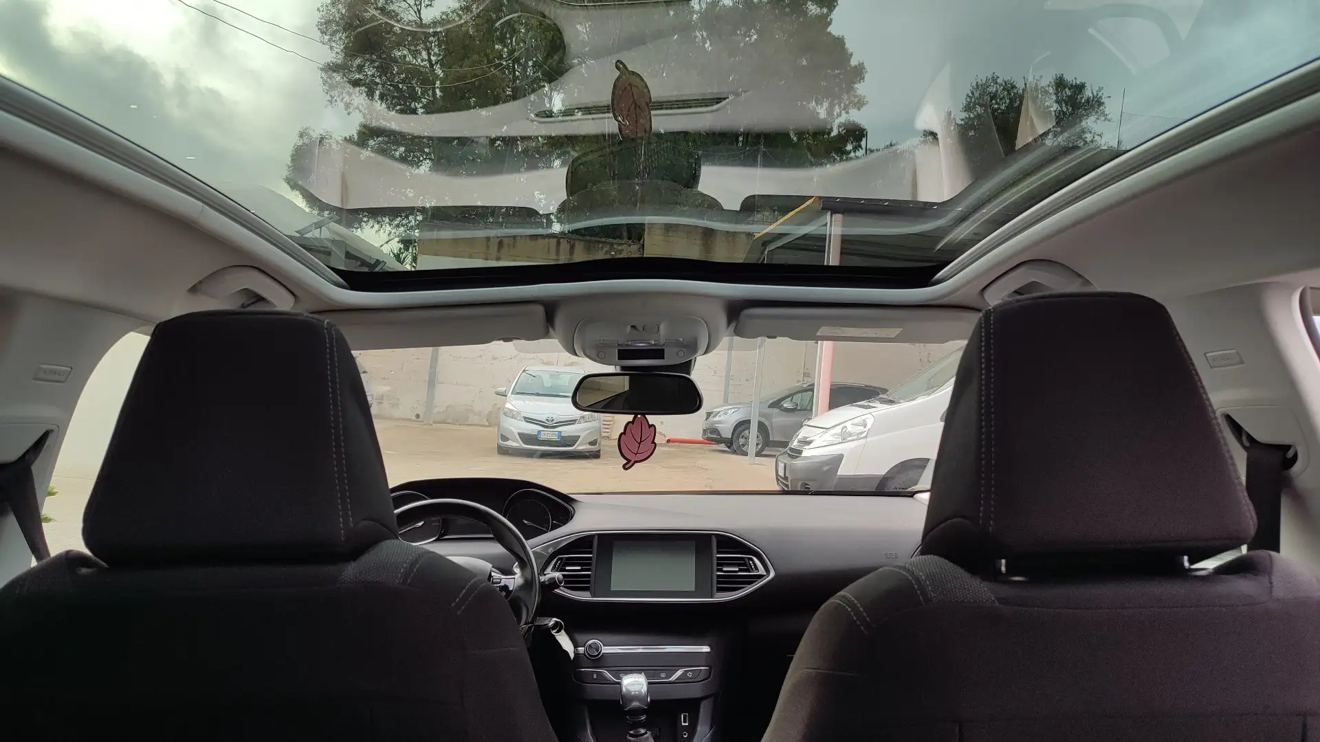 Peugeot 308 5p 1.6 TETTO PANORAMICO 100cv - 2