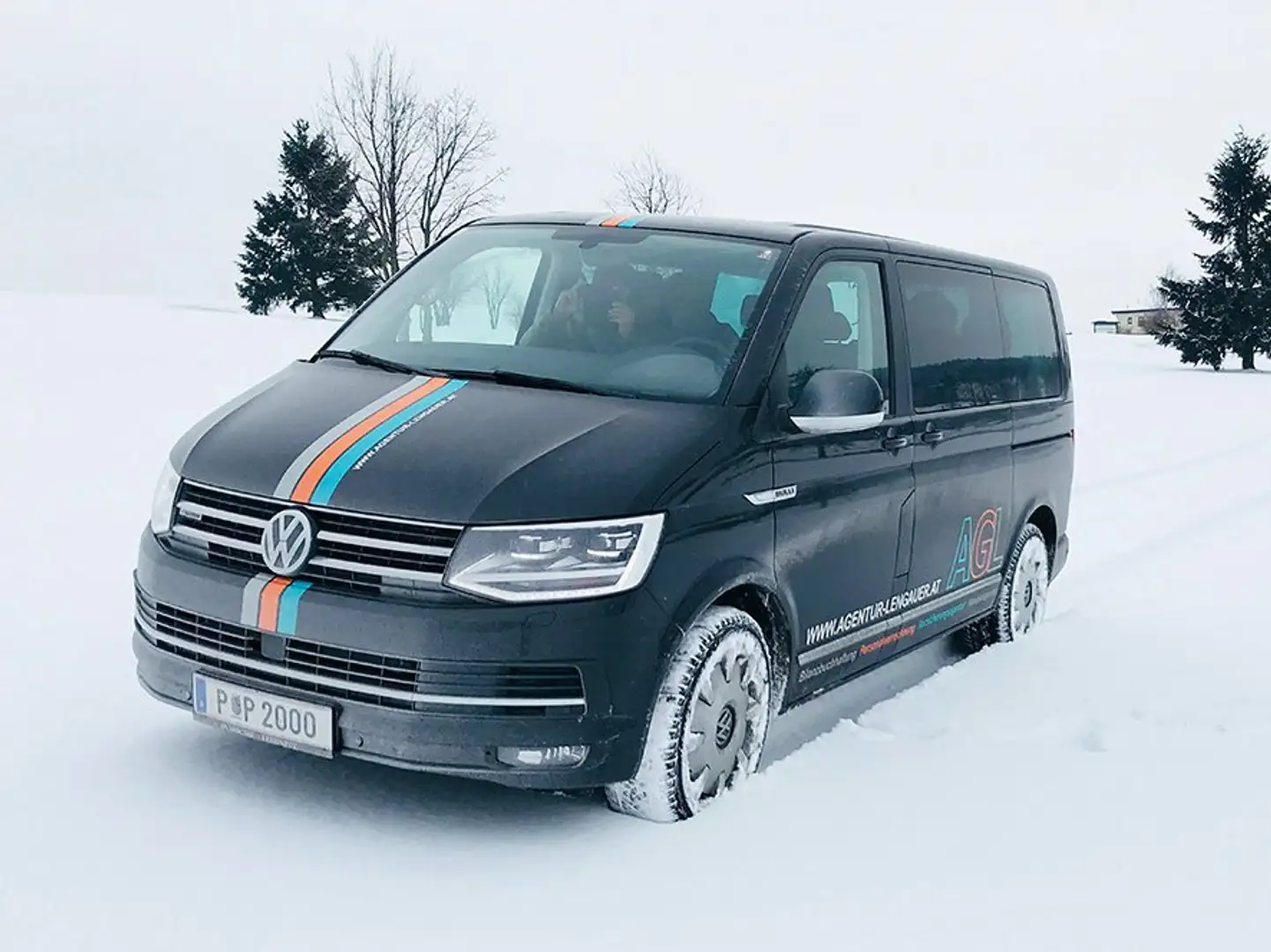 Volkswagen T6 Multivan Multivan 70 Jahre Bulli 2,0 TDI 4Motion BMT DSG Schwarz - 1