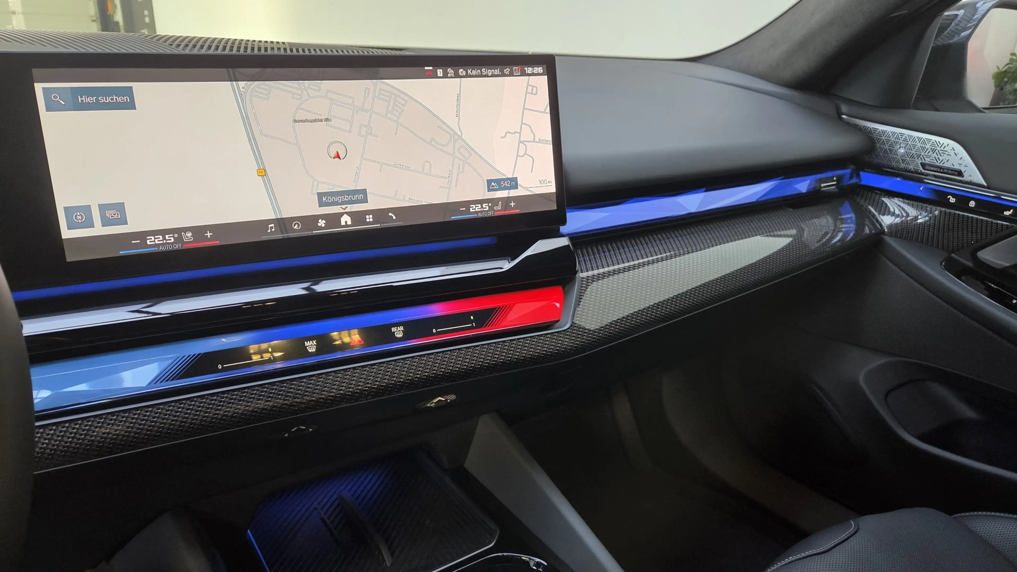 BMW M5 0,5% AHK Sitzlüft.B&W MultiSeats CarbonExt. — photo 11