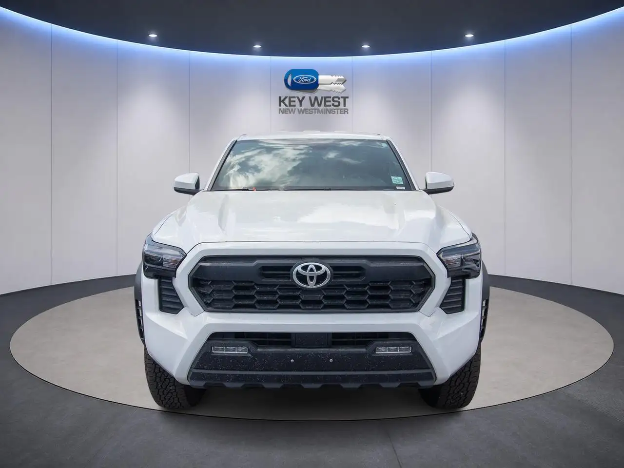 Toyota Tacoma снимка Toyota Tacoma