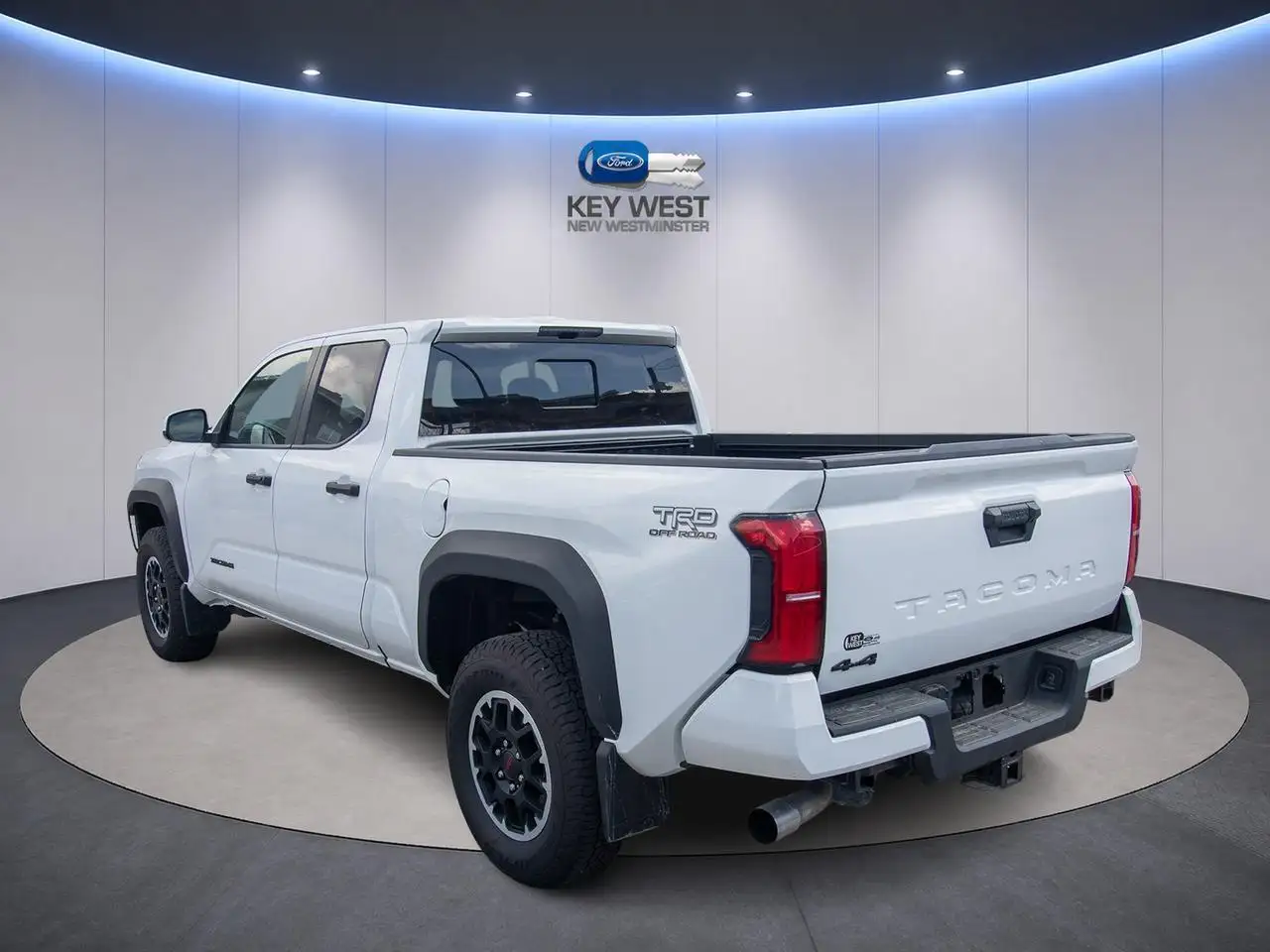 Toyota Tacoma снимка Toyota Tacoma