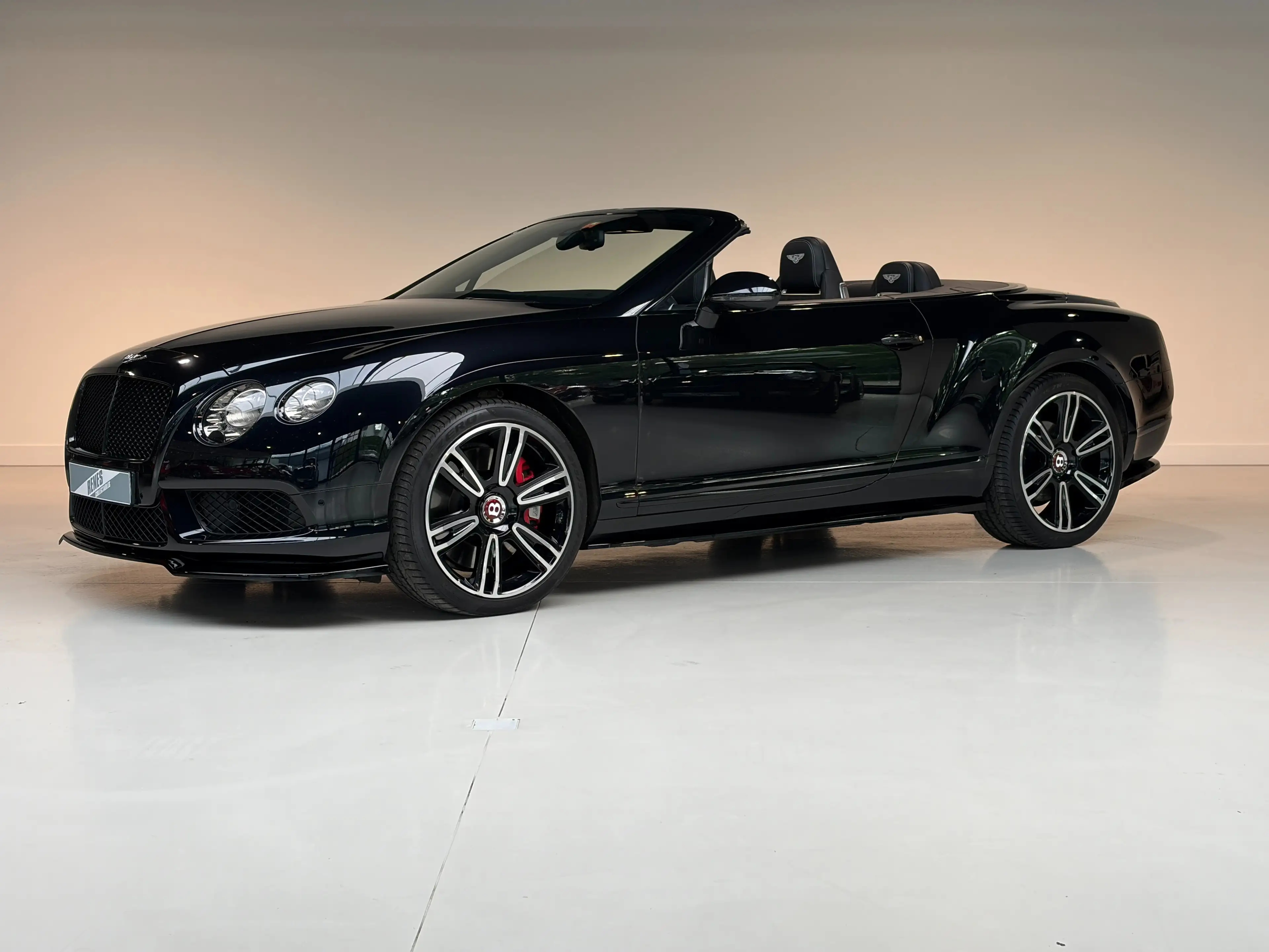 Bentley Continental GTC V8 Mulliner Orig NL — photo 14