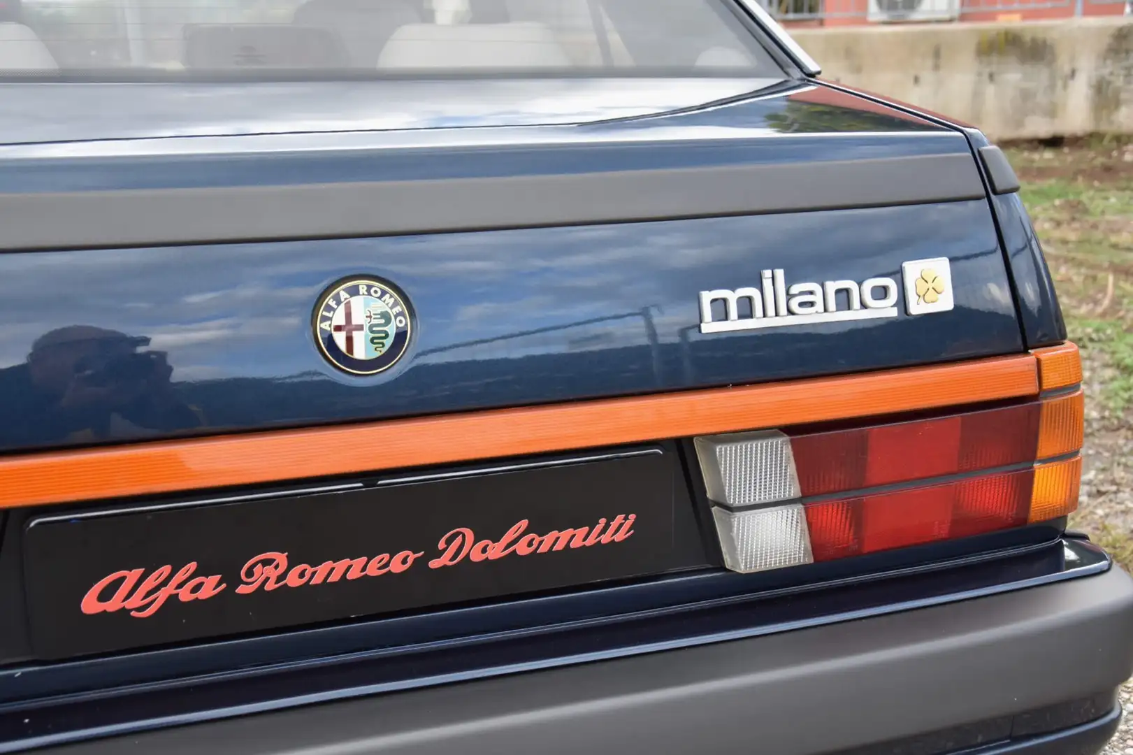 Alfa Romeo 75 2.5i milano Quadrifoglio oro Blau - 2