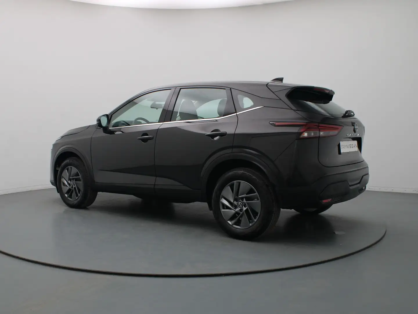Nissan Qashqai 158pk MHEV Business Access Automaat Camera | Adapt Zwart - 2