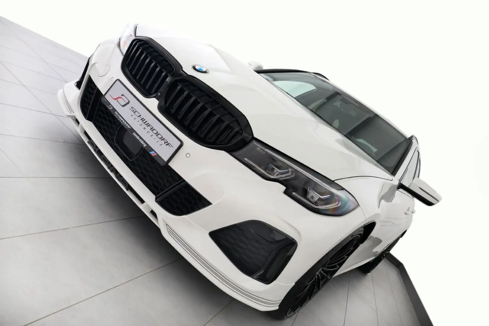 Alpina B3 Touring Allrad ACC HUD H&K STHZ 360° LASER Weiß - 2