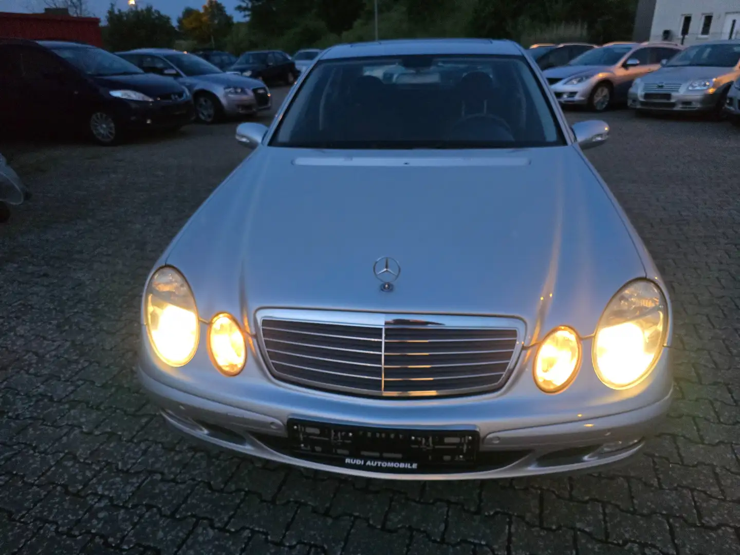Mercedes-Benz E 270 E 270 CDI (211.016) Gris - 2