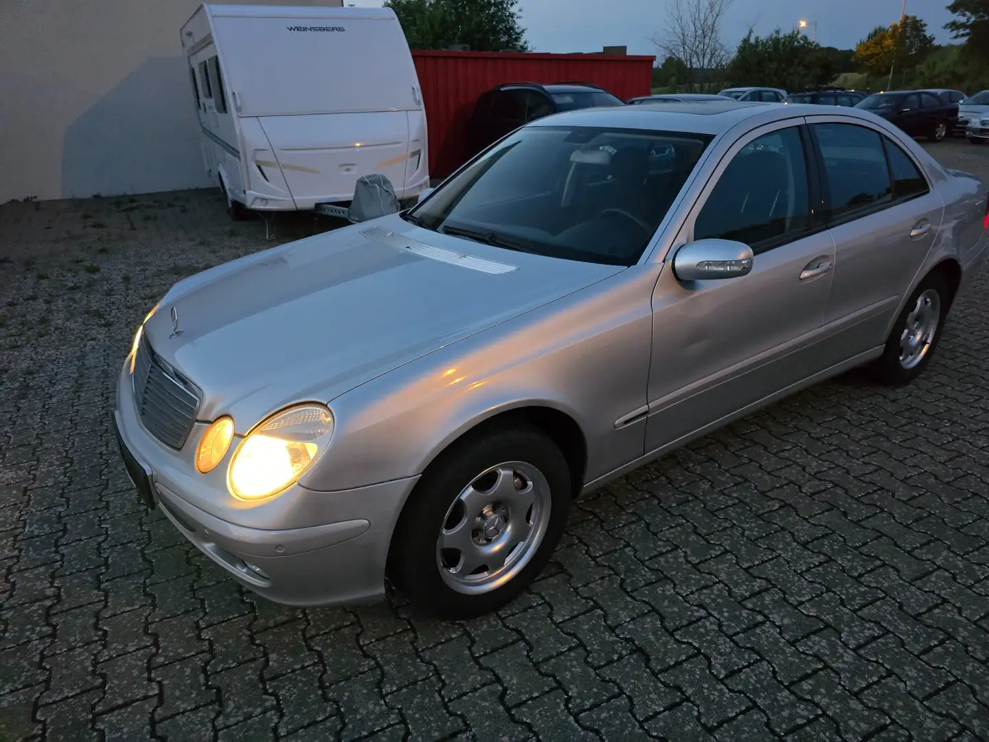 Mercedes-Benz E 270 E 270 CDI (211.016) Gris - 1