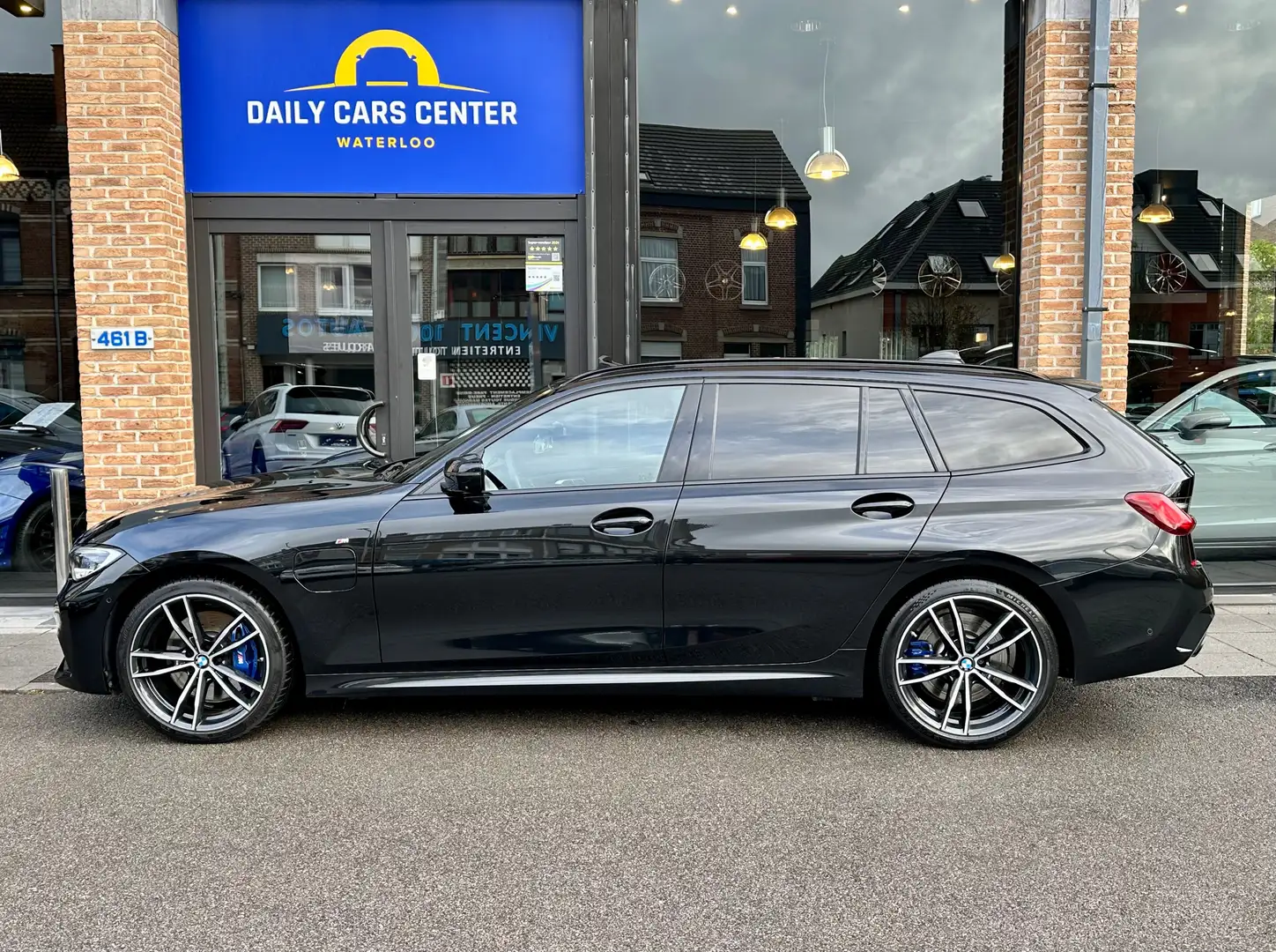 BMW 330 eA Touring I M sport I Pano I Laser I Navi Pro Noir - 2