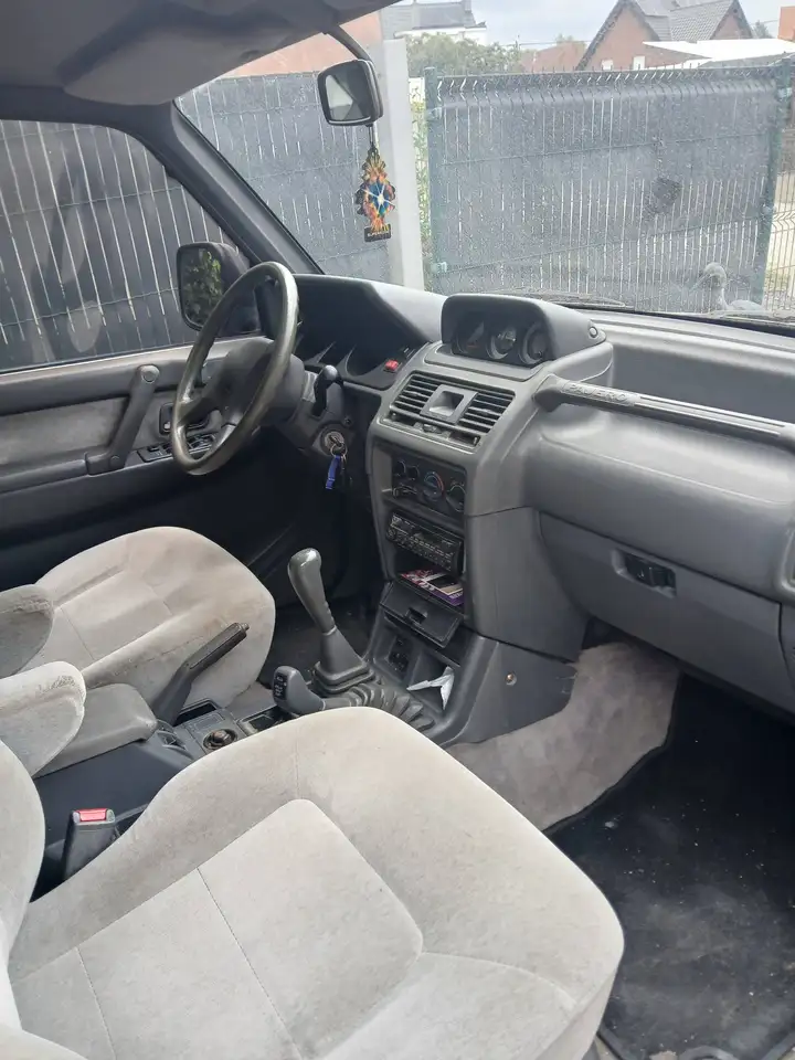 Mitsubishi Pajero long body, foto 8