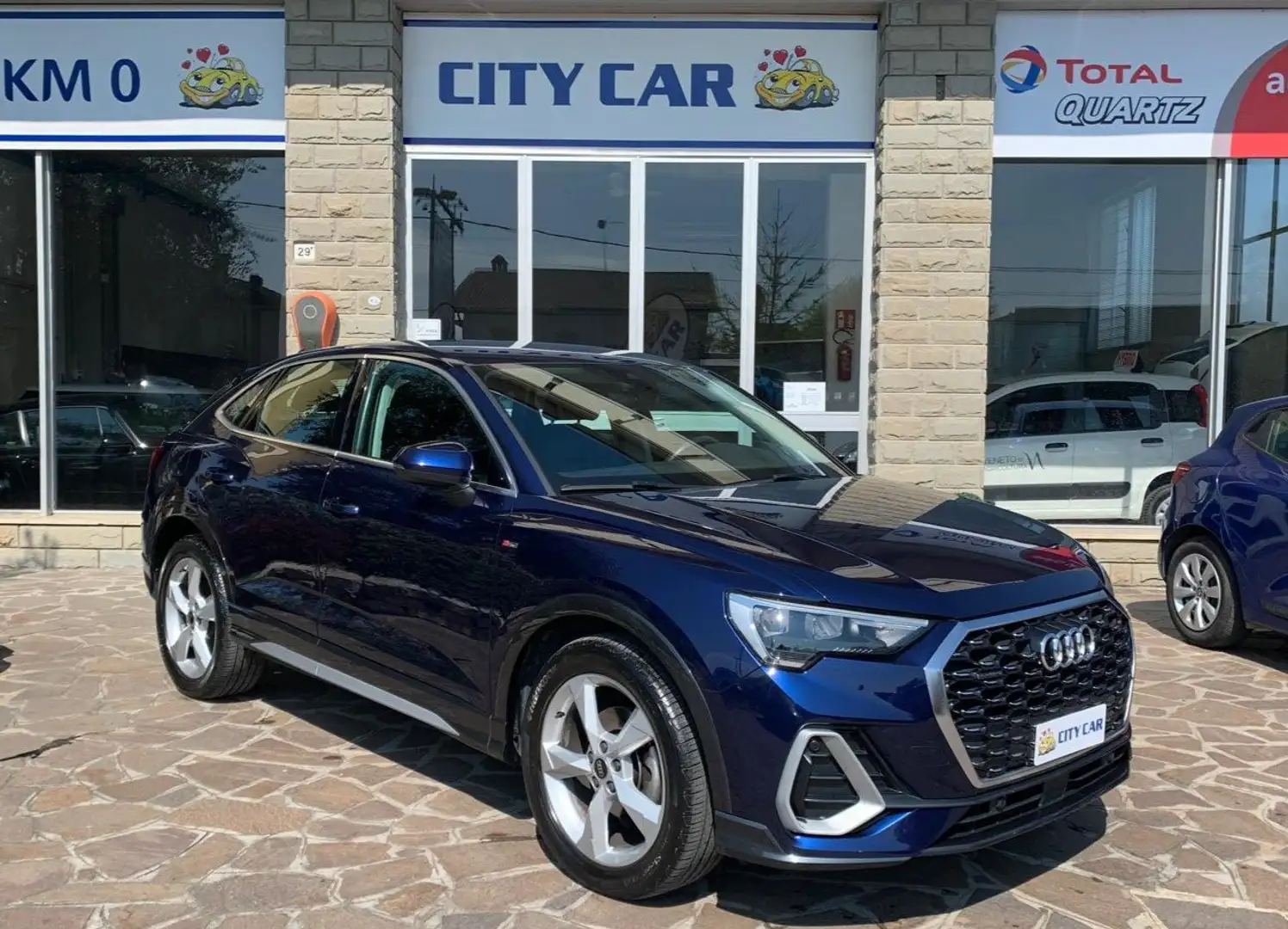 Audi Q3 Sportback  2.0 tdi S line quattro 150cv s-tronic Azul - 1
