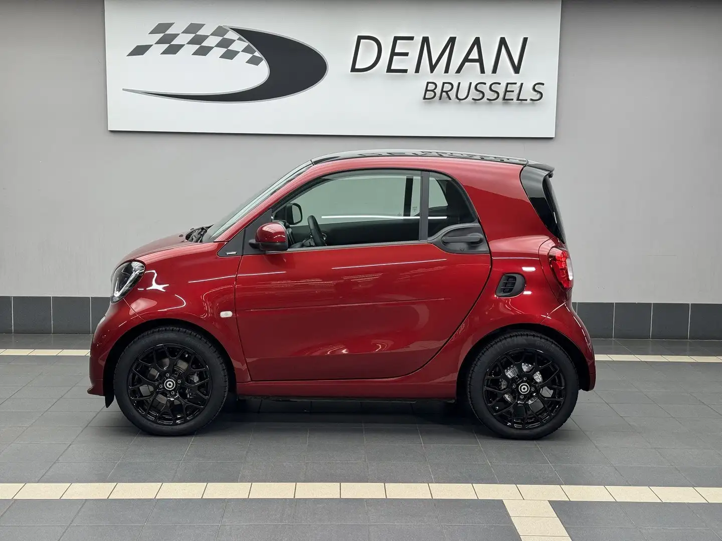 smart forTwo Brabus Style Coupe * Toit pano * camera * Cuir* Rood - 2