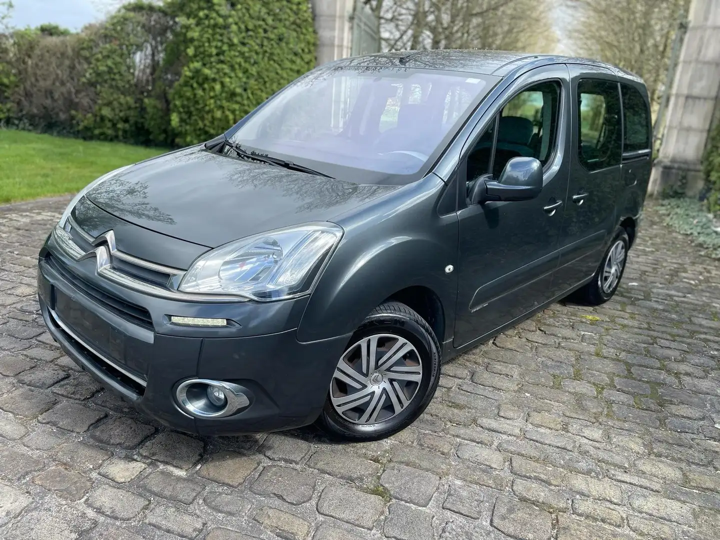 Citroen Berlingo 1.6i Millenium / Airco / Garantie !!! Gris - 1