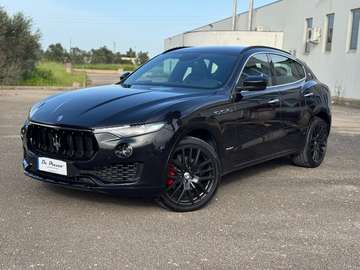 Levante Gransport 3.0 V6 275cv auto