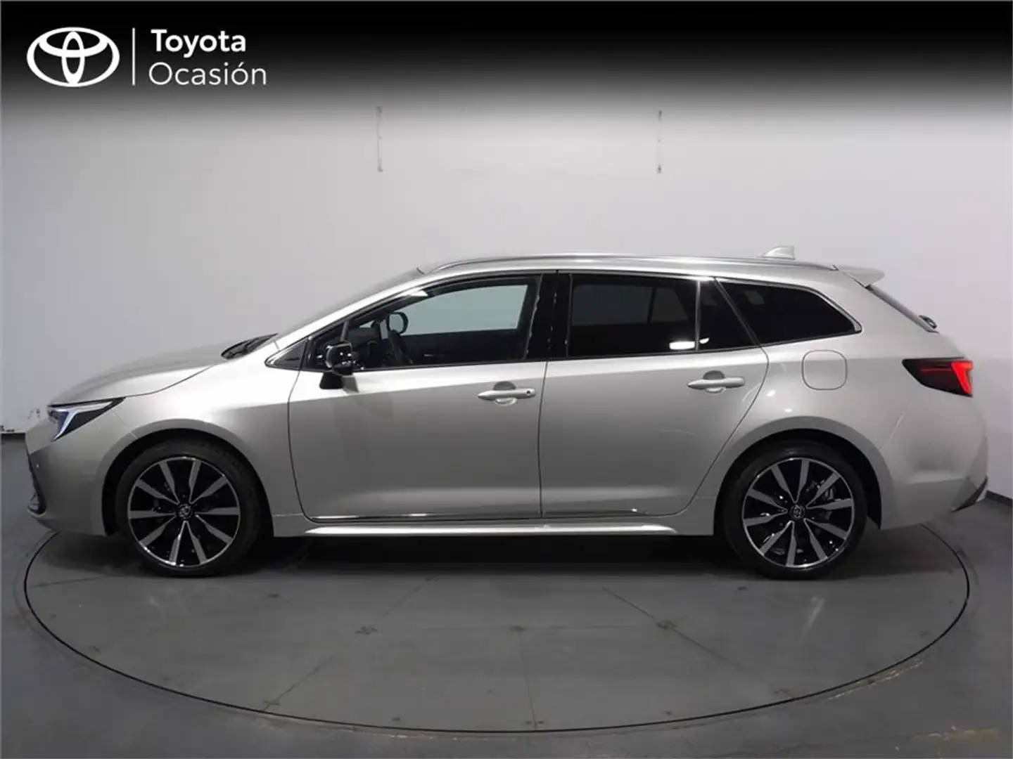 Toyota Corolla Touring Sports 140H Style Edition - 2