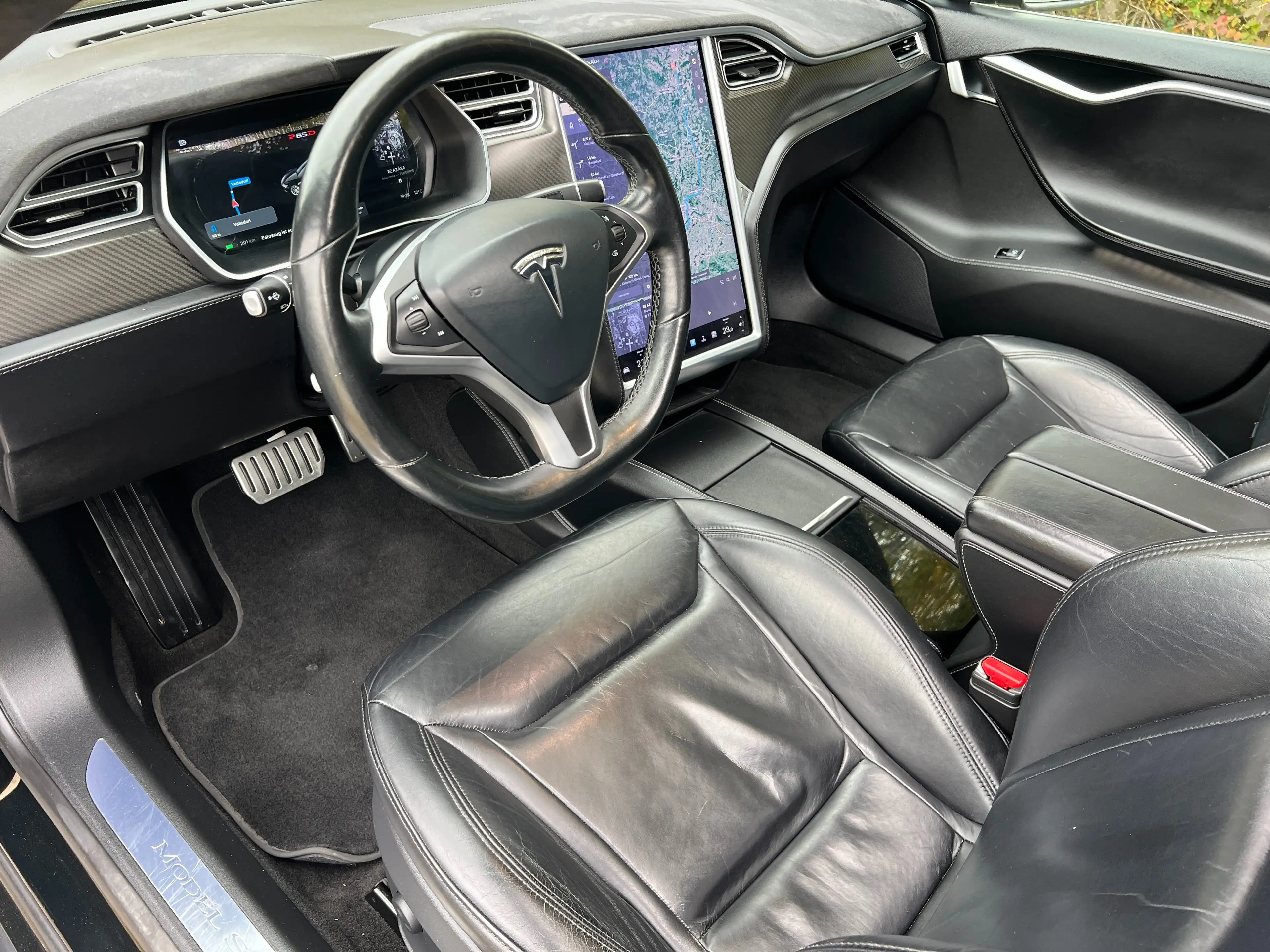 Tesla Model S P85D Performance *Ludicrous*Freecharging*PANO Dach — photo 15