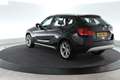 BMW X1 sDrive18i Executive / CRUISE / CLIMA / PDC / Schwarz - thumbnail 4