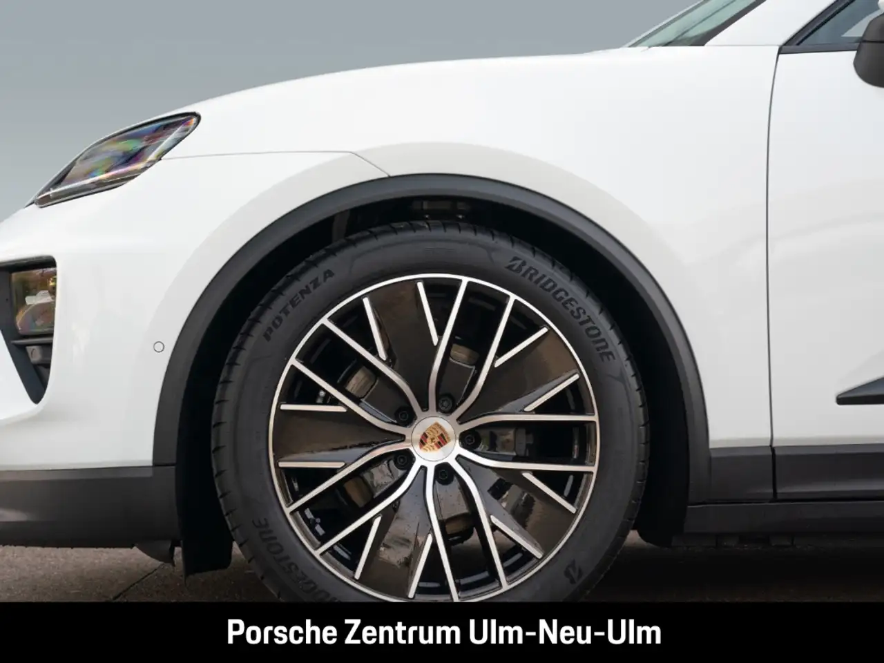 Porsche Macan 2026 — фото 10