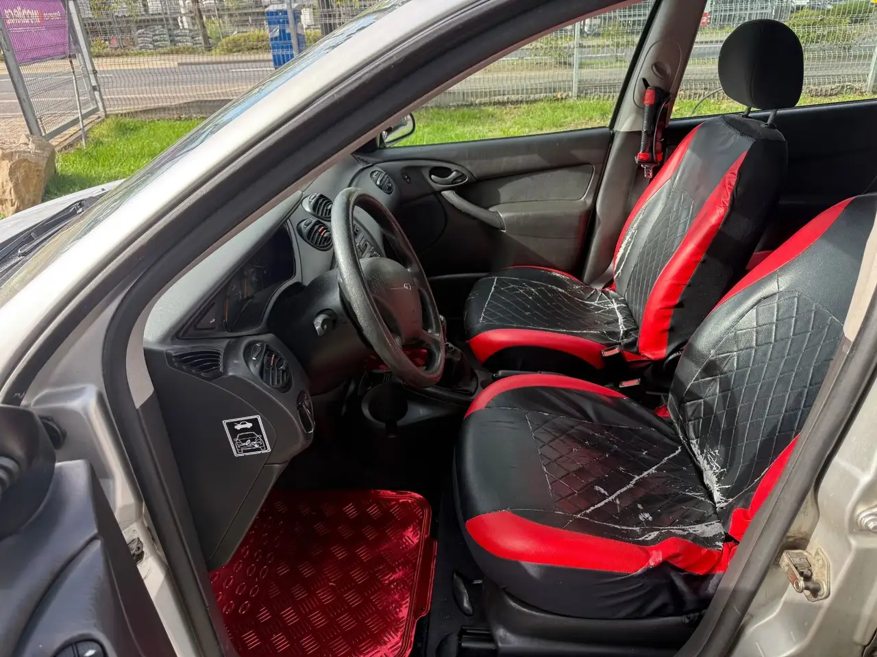 Ford Focus 1.8 TDCI*KLIMA*2.HAND*4/5 TÜRER*TÜV03/27*, foto 9