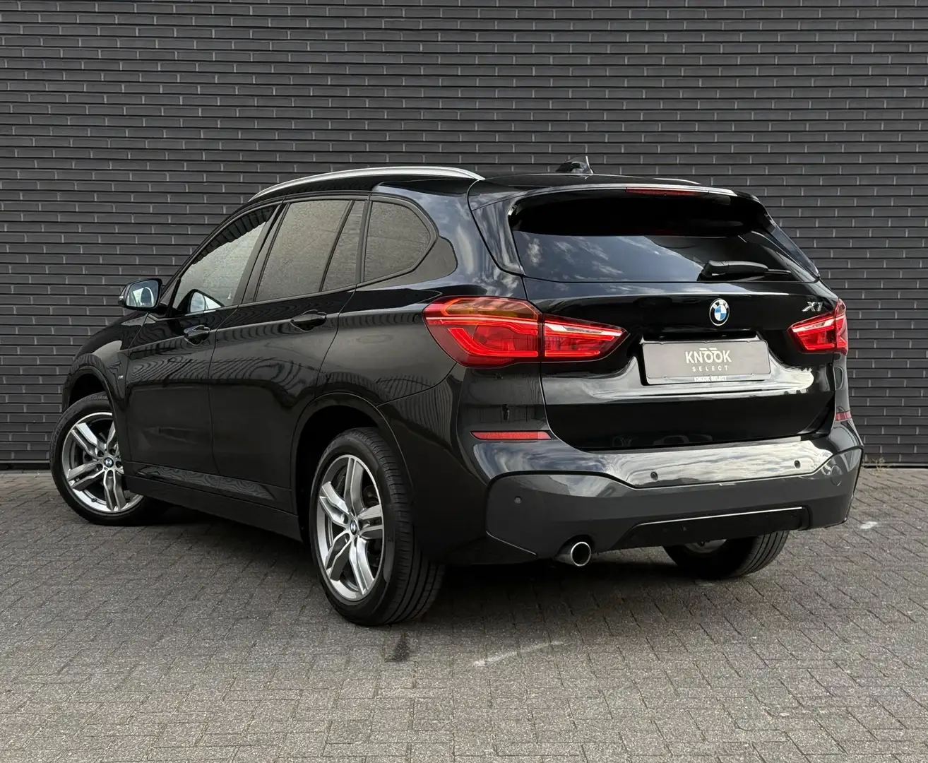 BMW X1 sDrive18i M Sport High Executive | Head Up | Sport Noir - 2
