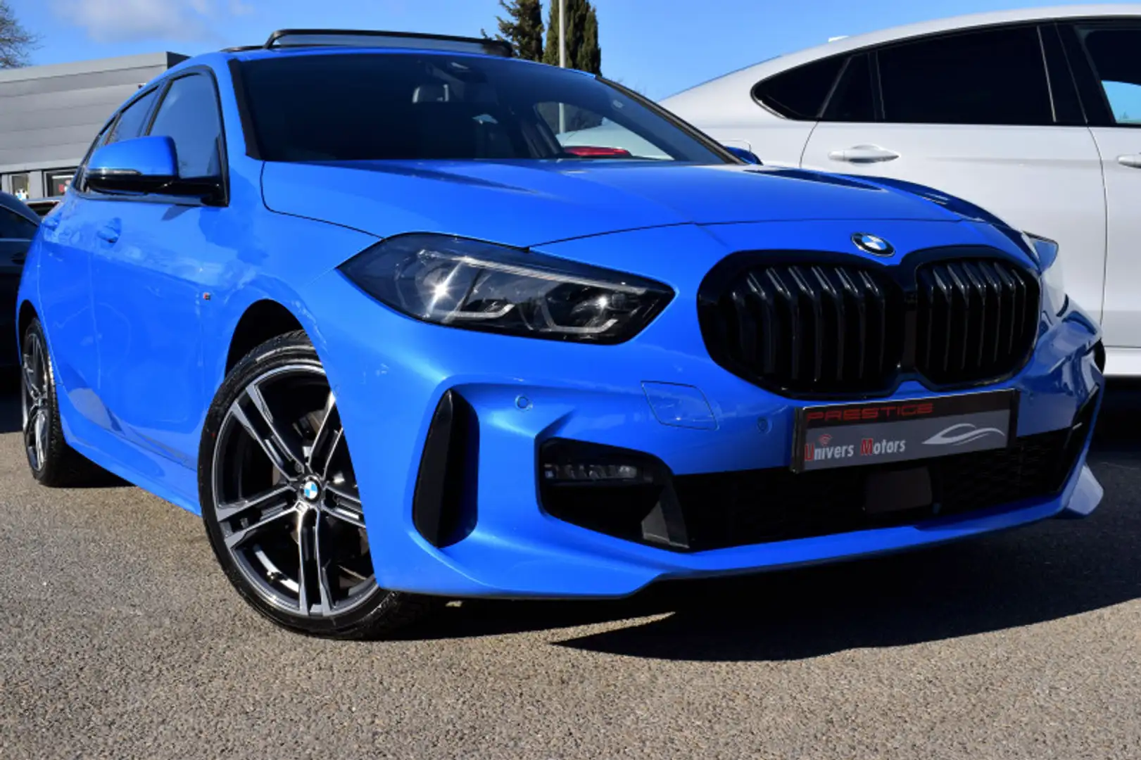 BMW 118 (F40) 118DA 150CH M SPORT Bleu - 1