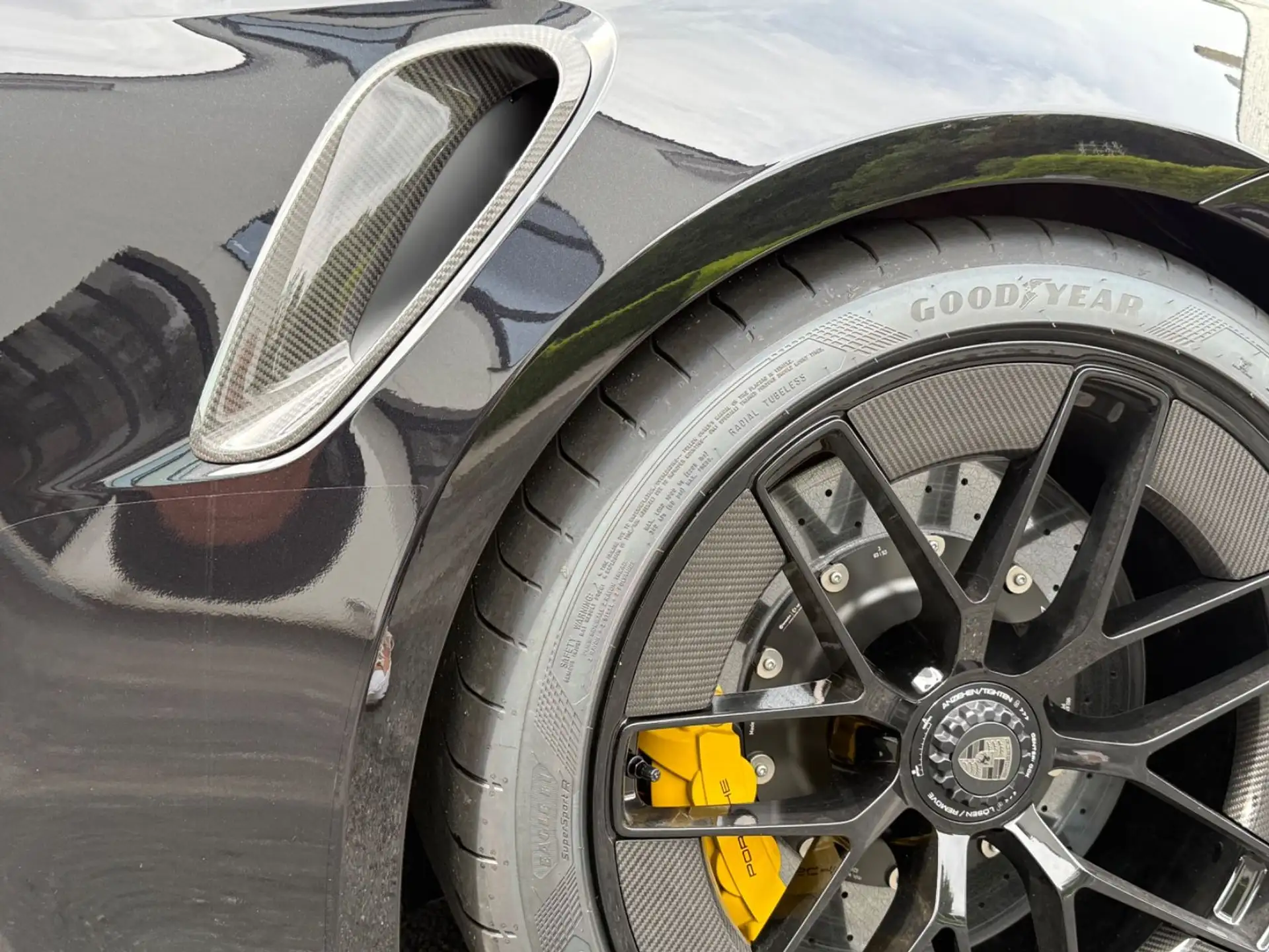 포르쉐 911 Turbo S Coupe 2026 네이비 사진 4