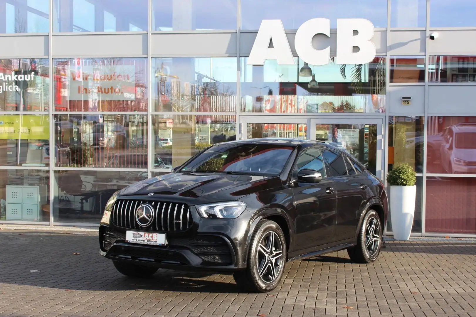 Mercedes-Benz GLE 53 AMG Coupe Pano Sp.Abgas Distr. Burm. AHK Schwarz - 1