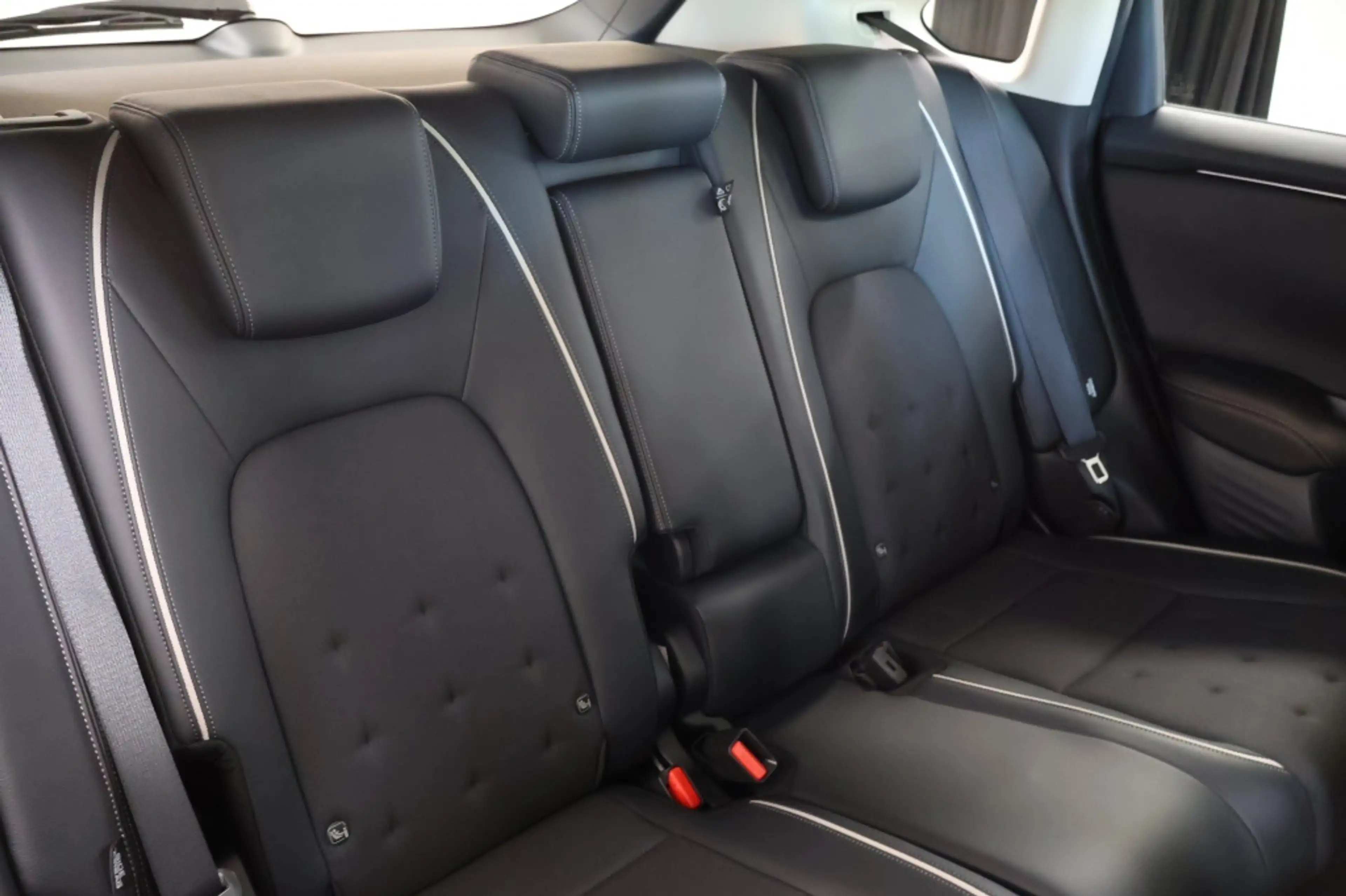 Honda ZR-V 2.0 e:HEV Sport — photo 15