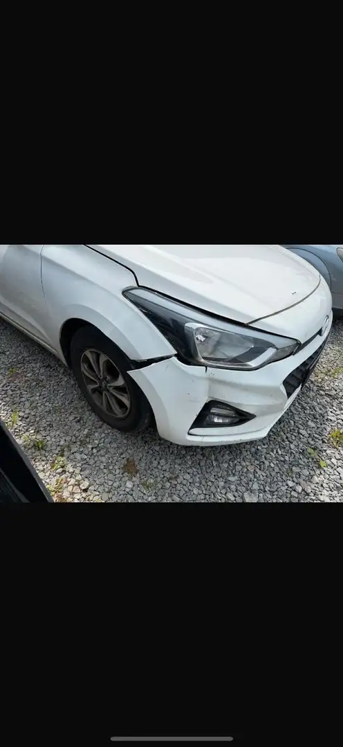 Hyundai i20 Advantage*Navi*LED Weiß - 1