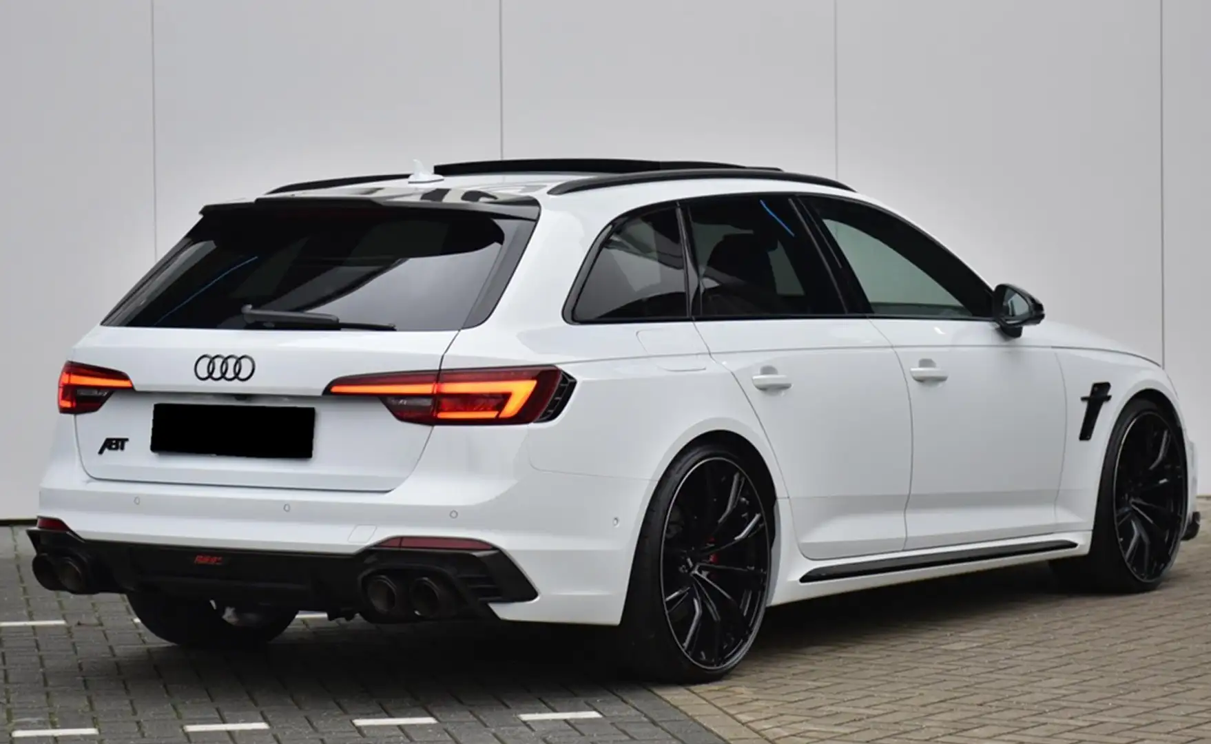 Audi RS4 RS4 Avant V6 2.9 TFSI 450 ch Tiptronic 8 - 1