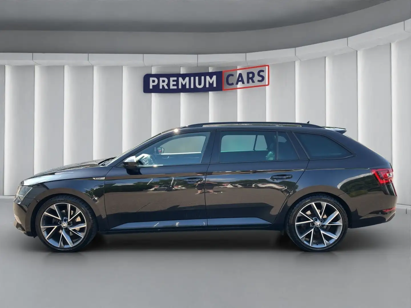 Skoda Superb Combi Sportline*Garantie*Finanzierung* Nero - 2