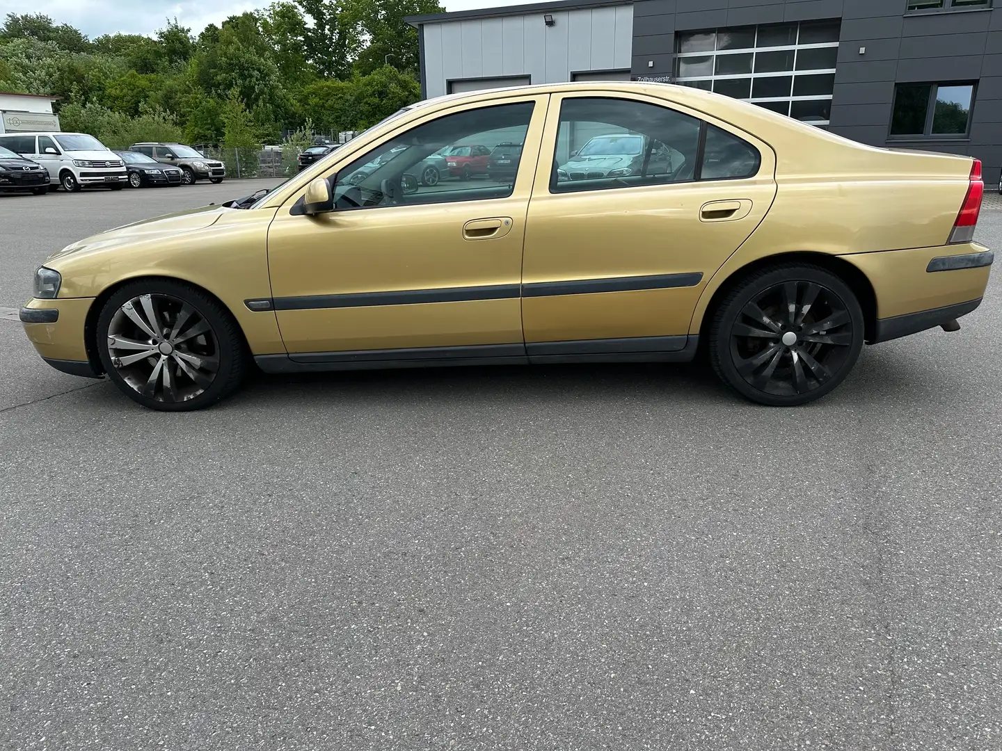 Volvo S60 D5 2.4 Tempomat/AHK/SHZ Goud - 2