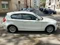 BMW 116 116i Weiß - thumbnail 2