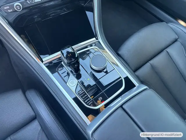 BMW I view 13